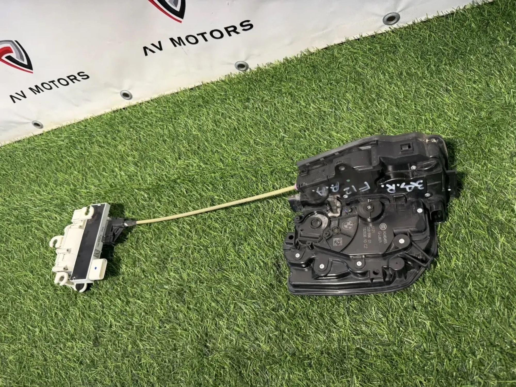 https://ycs.partsauto.market/partsauto-images/thmbs/userImages/82798d1dea2c19ada63d093c70529e74/part/b7d7b3d6-b143-4057-8661-bd01d96f62e6_1781525954360.jpg