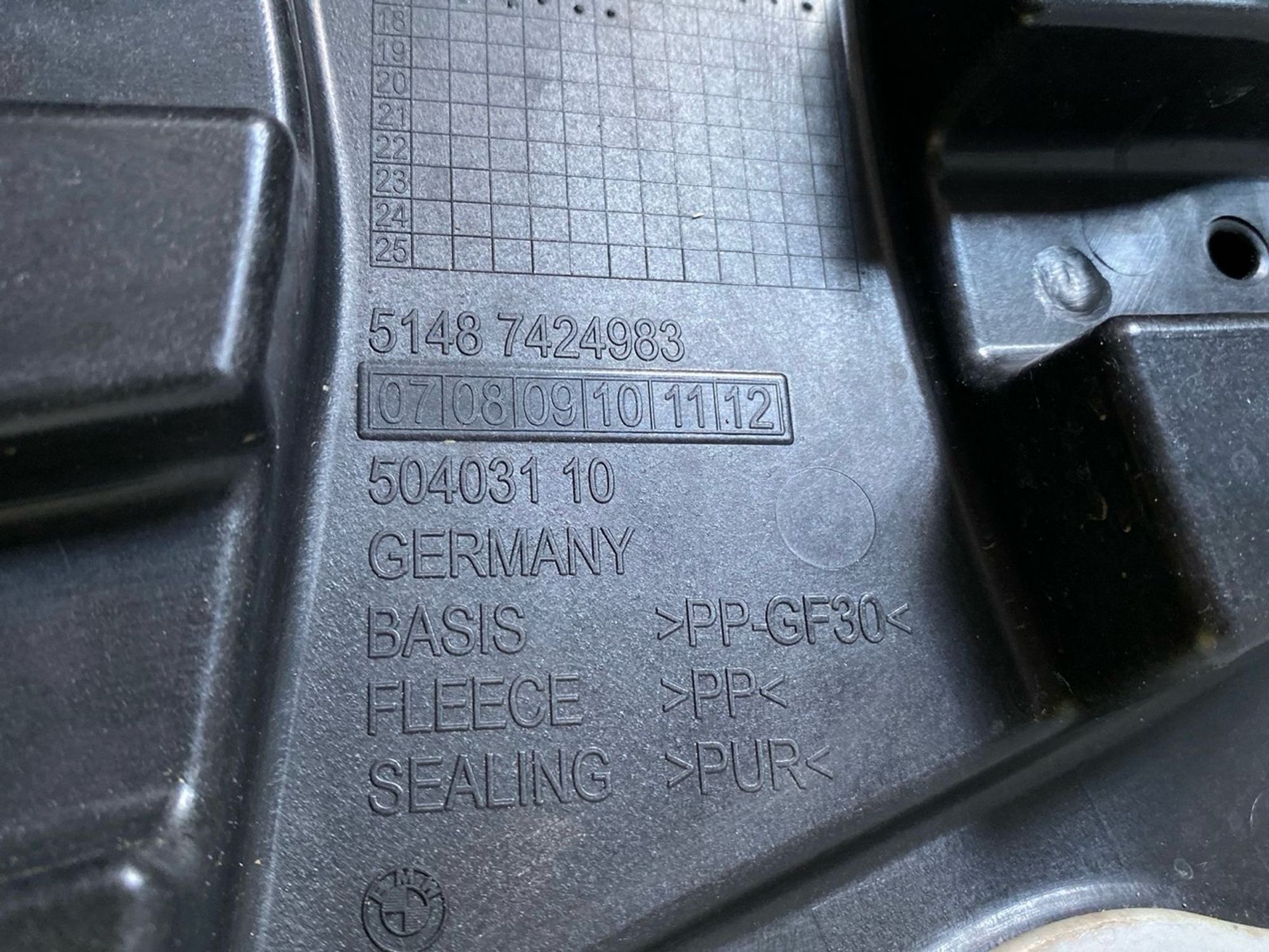 https://ycs.partsauto.market/partsauto-images/thmbs/userImages/82798d1dea2c19ada63d093c70529e74/part/c02577a4-4377-4cc9-bc22-e7832430d8b0_1777456759480.jpg
