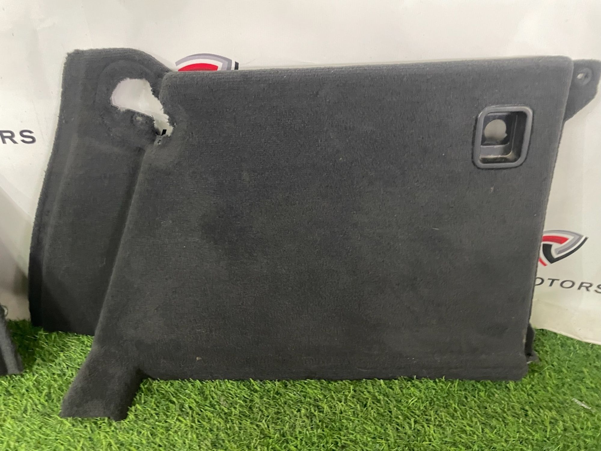 https://ycs.partsauto.market/partsauto-images/thmbs/userImages/82798d1dea2c19ada63d093c70529e74/part/c035e004-85d2-497c-9d32-67f131d9e0a7_1781102606240.jpg