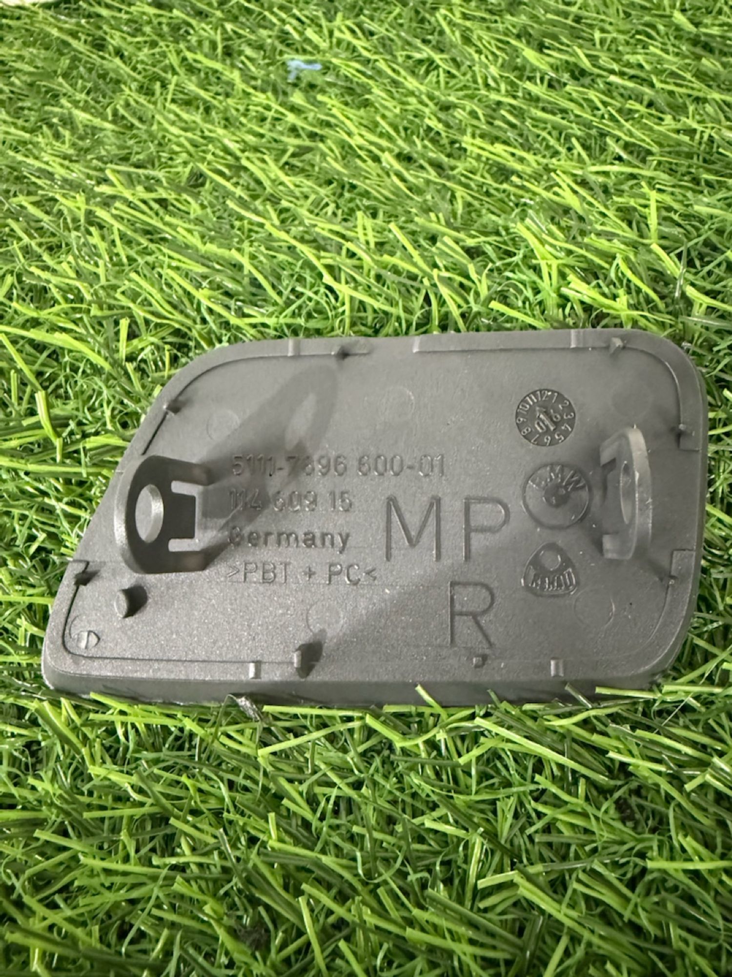 https://ycs.partsauto.market/partsauto-images/thmbs/userImages/82798d1dea2c19ada63d093c70529e74/part/ca9643d7-d1b3-47b3-87fb-686b32917c55_1777377384233.jpg