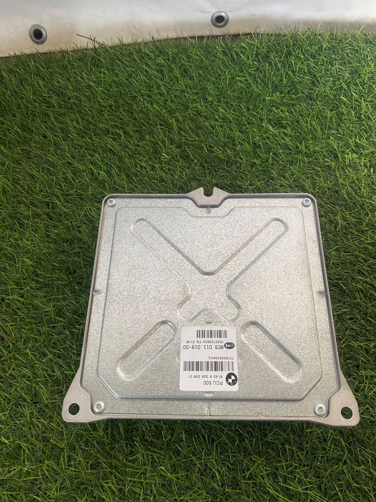 https://ycs.partsauto.market/partsauto-images/thmbs/userImages/82798d1dea2c19ada63d093c70529e74/part/d6c28599-7451-4723-8713-2400fa144872_1777903494256.jpg