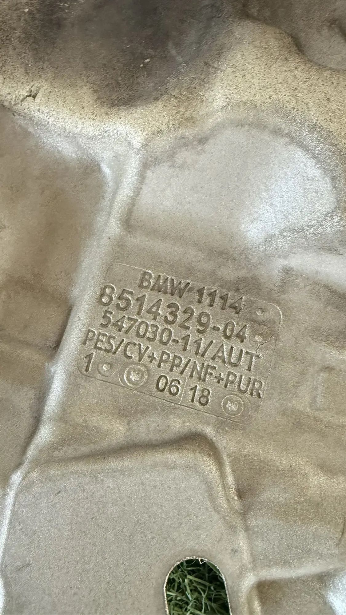 https://ycs.partsauto.market/partsauto-images/thmbs/userImages/82798d1dea2c19ada63d093c70529e74/part/d8b425e4-1313-4c2f-9cda-22c369fc5c33_1787302479746.jpg