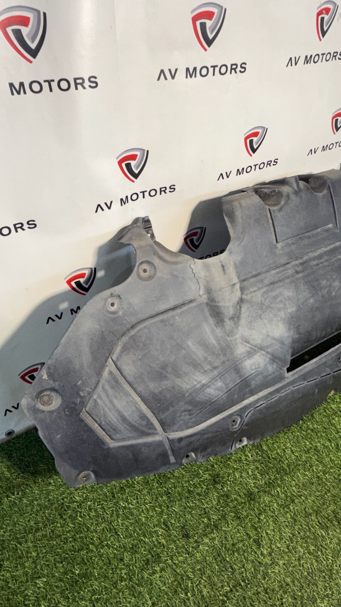 https://ycs.partsauto.market/partsauto-images/thmbs/userImages/82798d1dea2c19ada63d093c70529e74/part/dadf9b5f-391e-4793-9c68-1ba67d6e3a1f_1781090783480.jpg