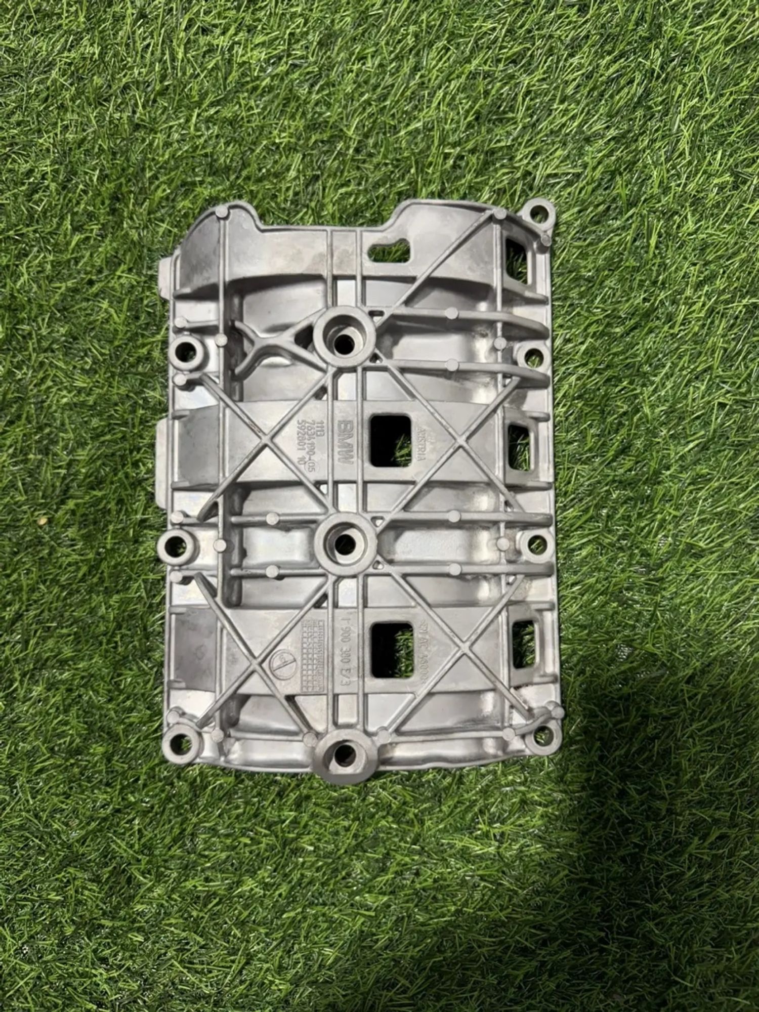 https://ycs.partsauto.market/partsauto-images/thmbs/userImages/82798d1dea2c19ada63d093c70529e74/part/dc1d6c25-992b-45a3-b8ae-500b4b87553c_1780037765906.jpg