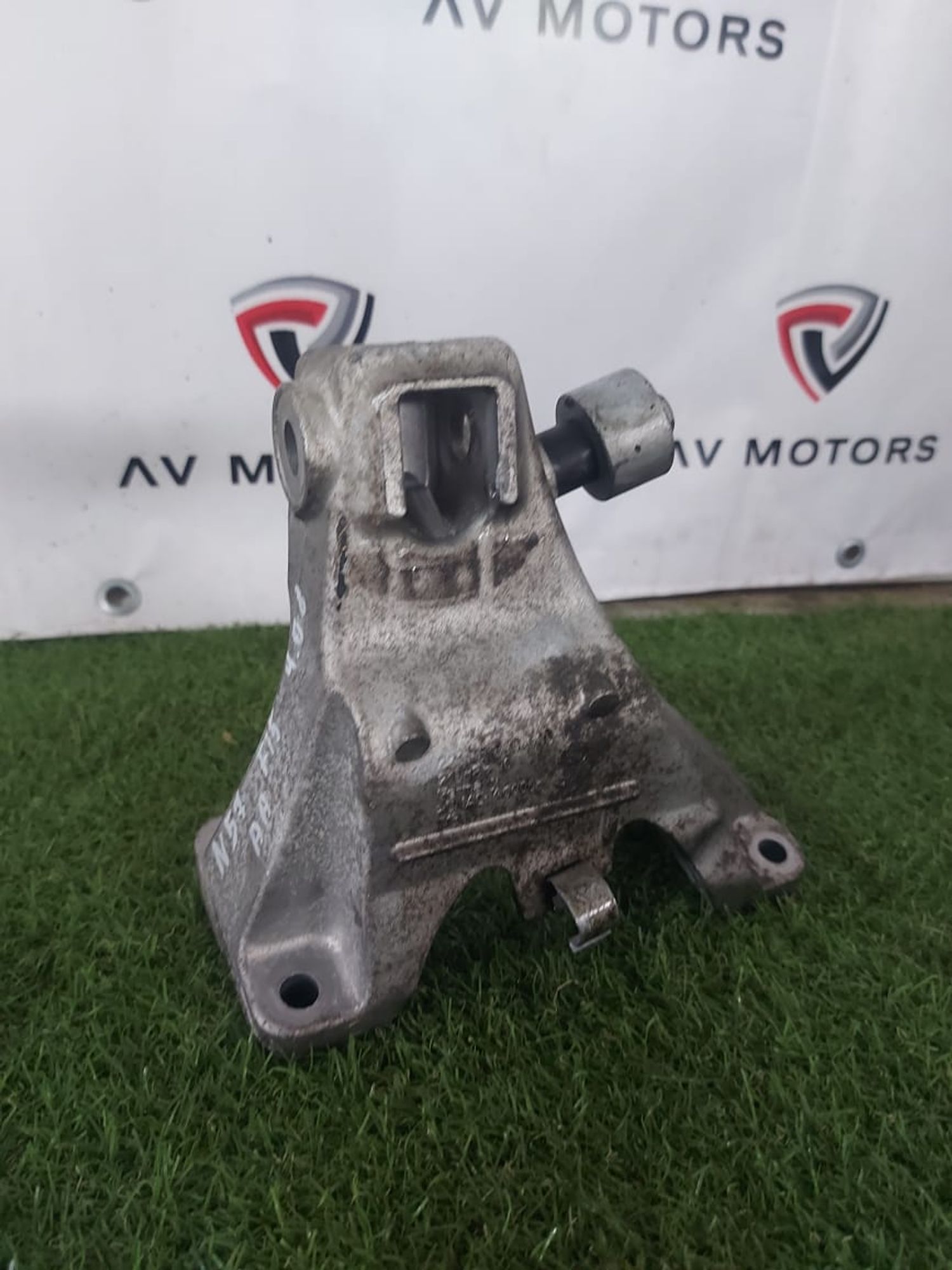 BMW 4 F32 Опора двигателя правая N57, 3000 рублей, Краснодар