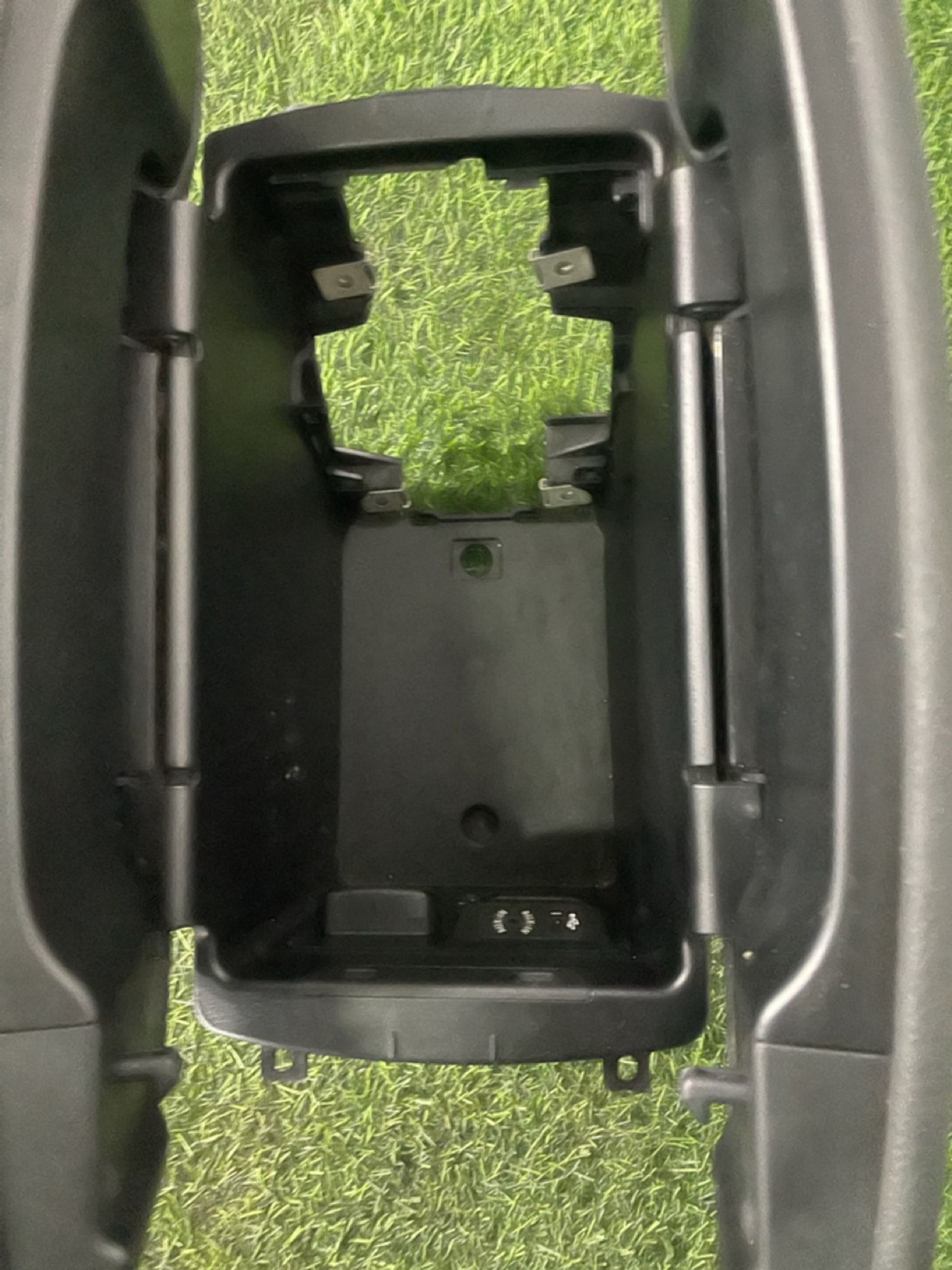 https://ycs.partsauto.market/partsauto-images/thmbs/userImages/82798d1dea2c19ada63d093c70529e74/part/dd58f4ed-e4c6-4dbd-842f-5aa692b5821e_1781605120852.jpg