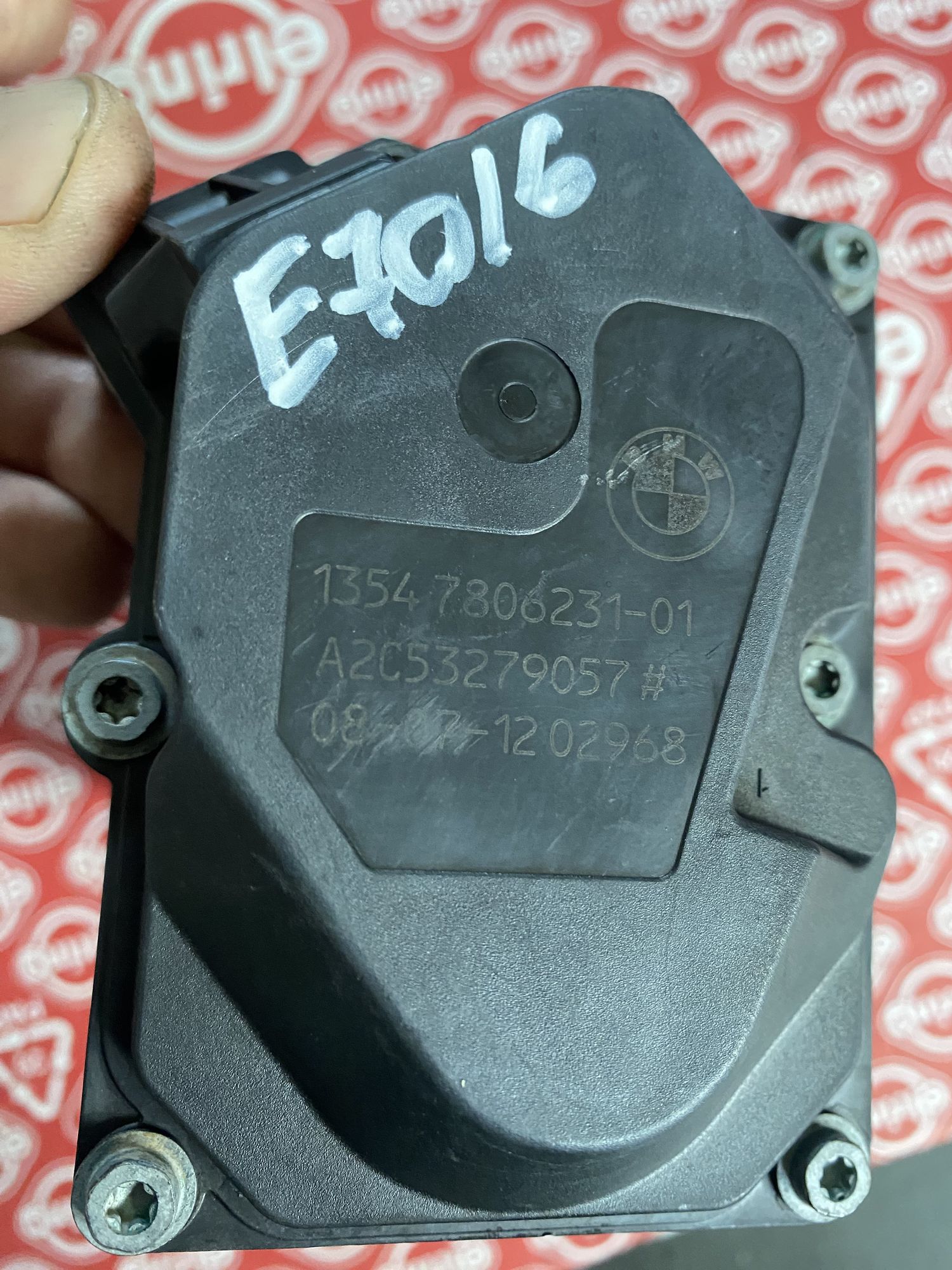 https://ycs.partsauto.market/partsauto-images/thmbs/userImages/82798d1dea2c19ada63d093c70529e74/part/dff5f286-777d-43dc-9e33-5231e02dd700_1718622335641.jpg