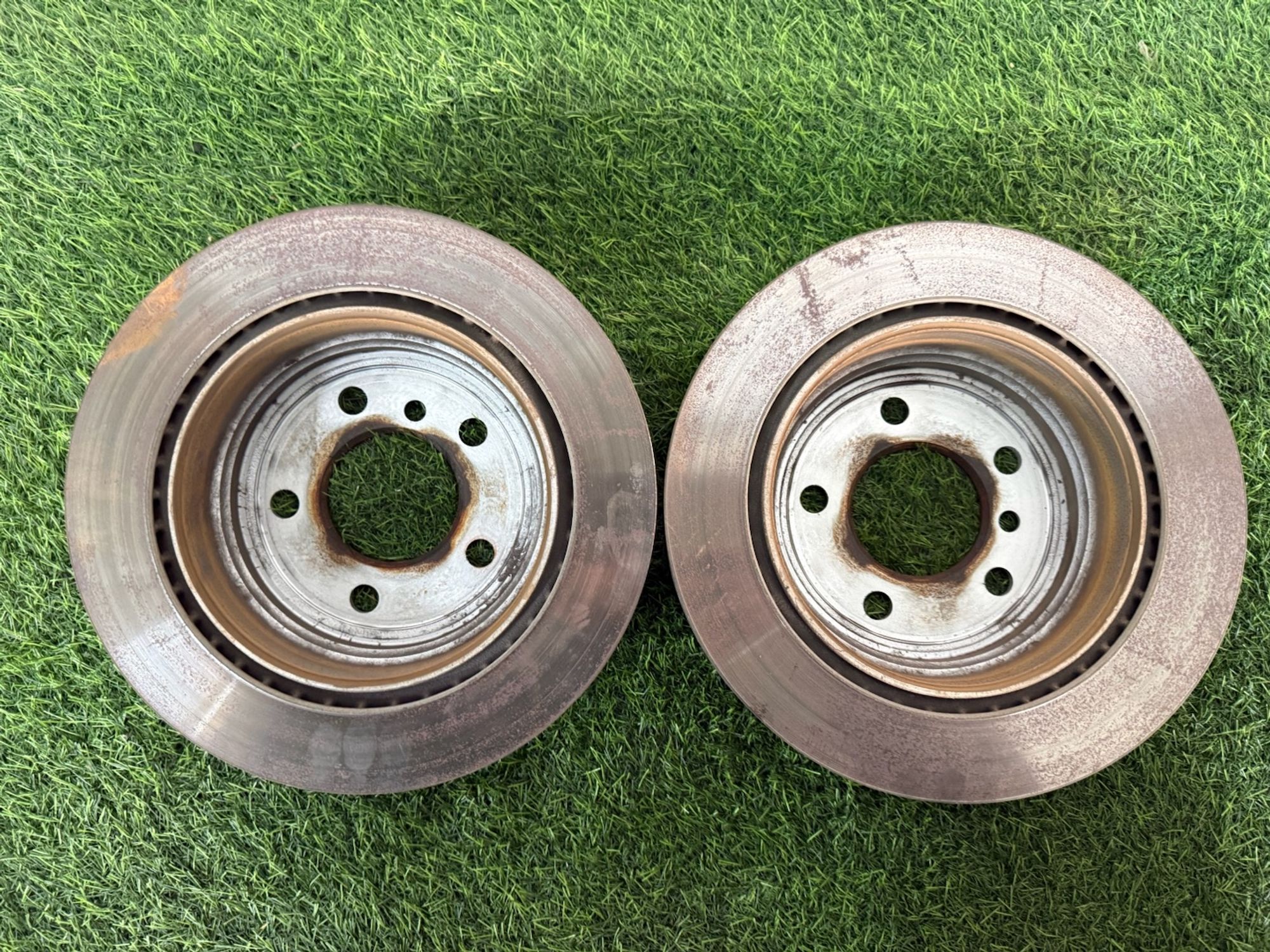 https://ycs.partsauto.market/partsauto-images/thmbs/userImages/82798d1dea2c19ada63d093c70529e74/part/e21f1f0b-b071-45bf-93cb-9a20d009f2e0_1772092876520.jpg