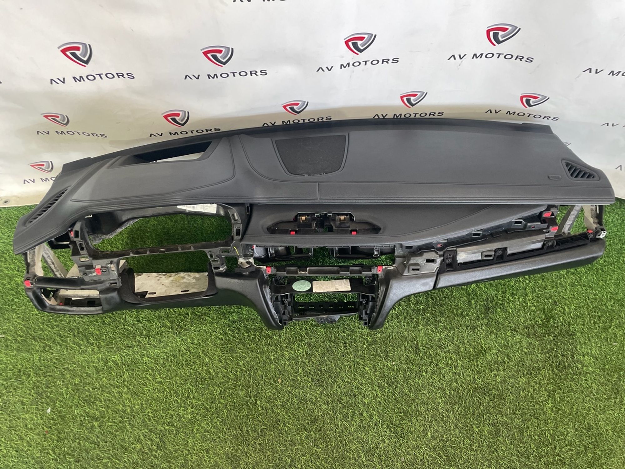 https://ycs.partsauto.market/partsauto-images/thmbs/userImages/82798d1dea2c19ada63d093c70529e74/part/e93326b2-c86f-4768-af3f-03abc63c6cf8_1781604796651.jpg