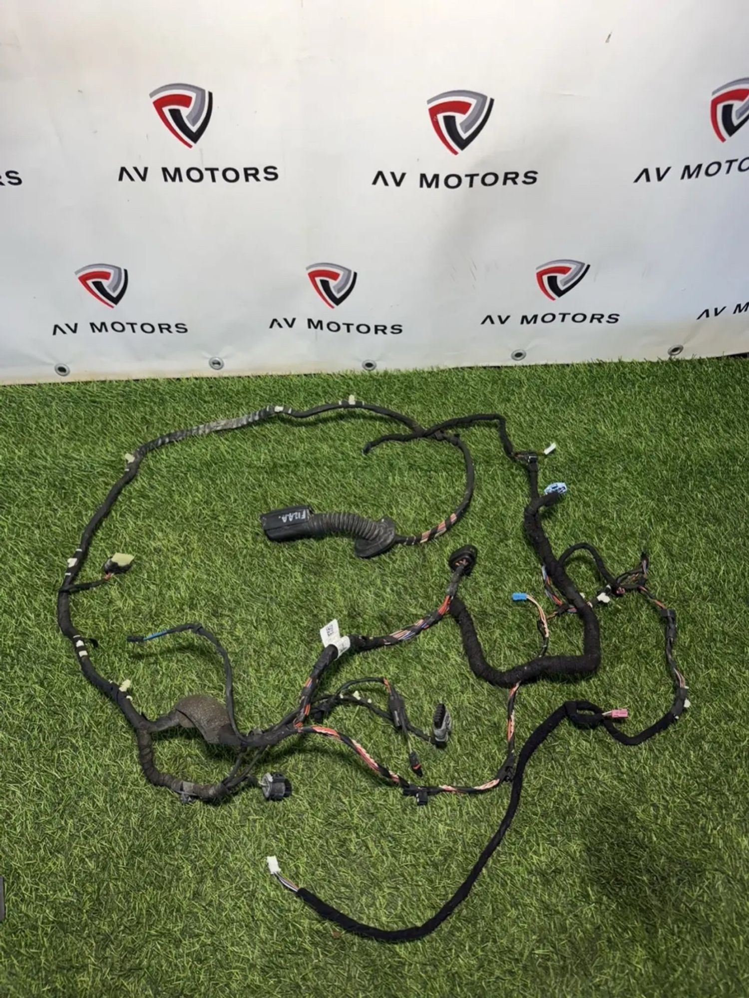 https://ycs.partsauto.market/partsauto-images/thmbs/userImages/82798d1dea2c19ada63d093c70529e74/part/ef63b62b-8b91-4e03-bdd1-118d84e66042_1781529053125.jpg