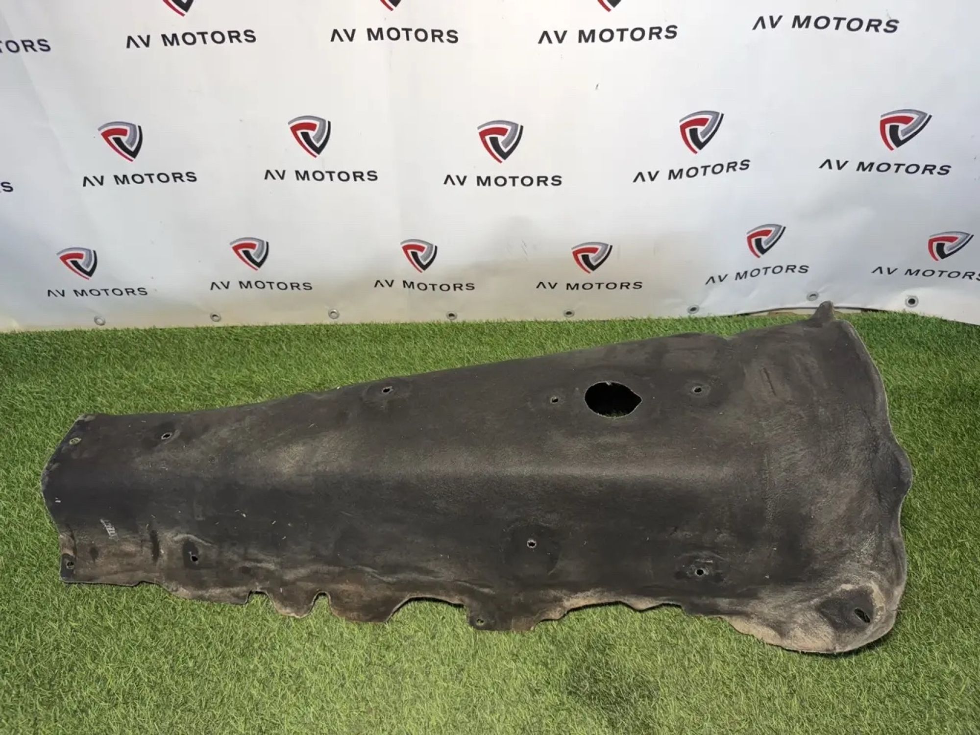https://ycs.partsauto.market/partsauto-images/thmbs/userImages/82798d1dea2c19ada63d093c70529e74/part/f098b2cf-73a3-436e-bb41-ccf4442bc634_1781165801337.jpg