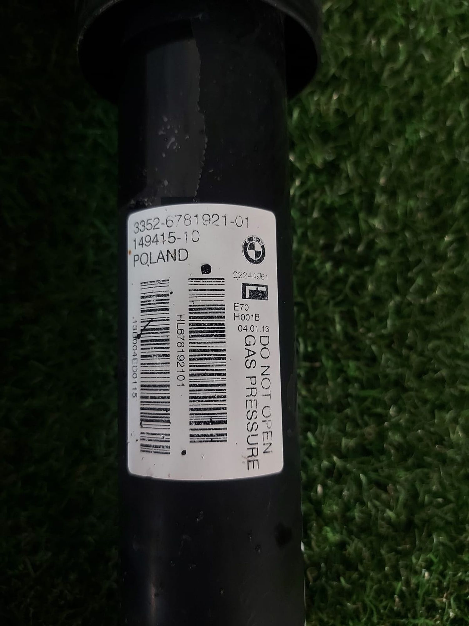 https://ycs.partsauto.market/partsauto-images/thmbs/userImages/82798d1dea2c19ada63d093c70529e74/part/f215099b-c529-444c-874f-049c343677b0_1726479682038.jpg