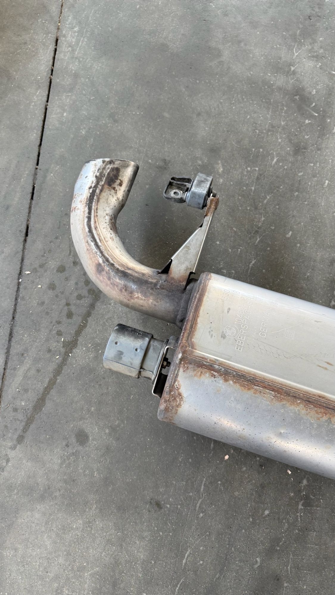 https://ycs.partsauto.market/partsauto-images/thmbs/userImages/82798d1dea2c19ada63d093c70529e74/part/f30b4aad-979e-4f03-94c7-423f8a80451e_1781003312481.jpg