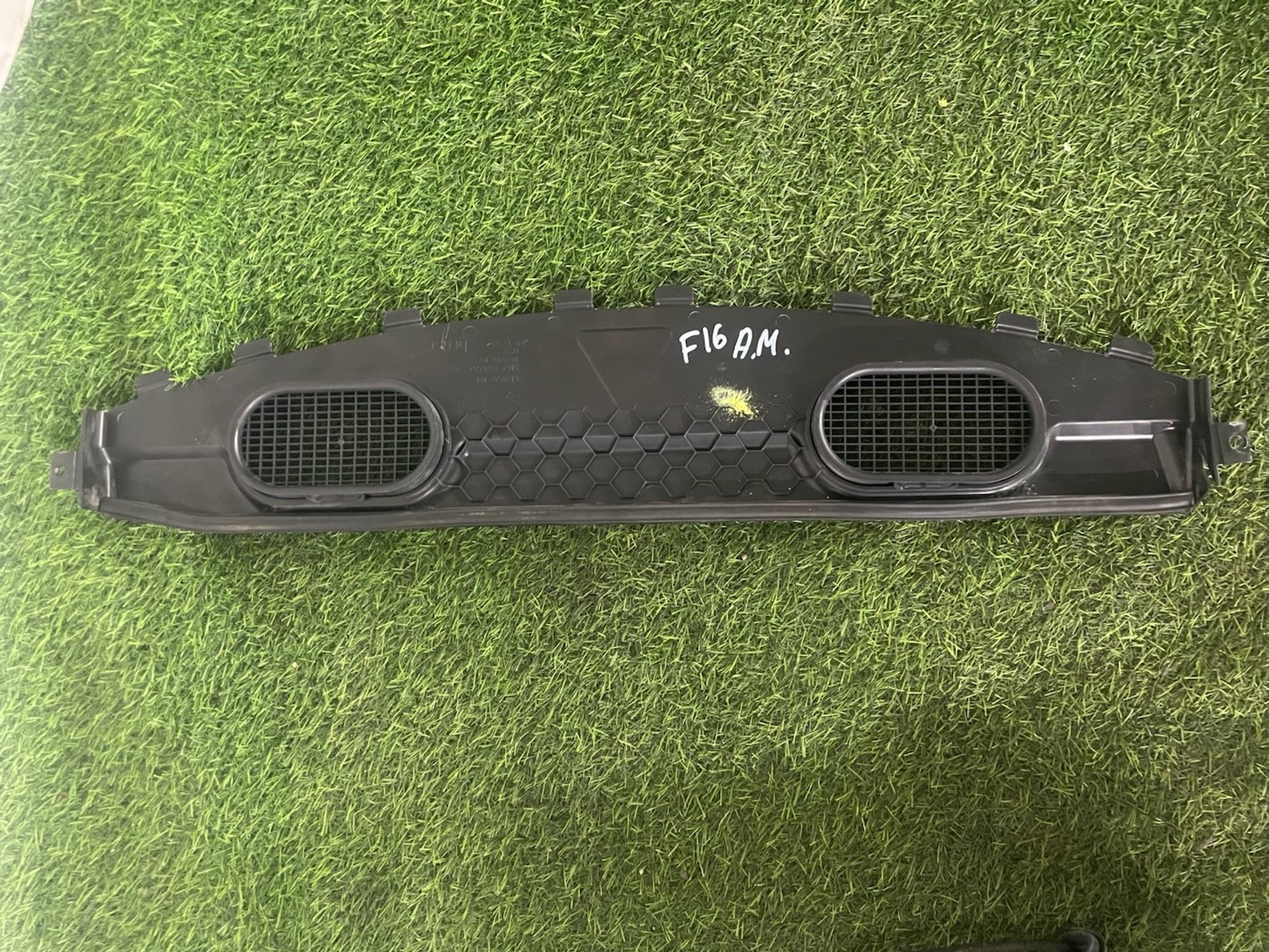 https://ycs.partsauto.market/partsauto-images/thmbs/userImages/82798d1dea2c19ada63d093c70529e74/part/f33a1353-e733-45bc-b86b-7c049356e424_1775485652335.jpg