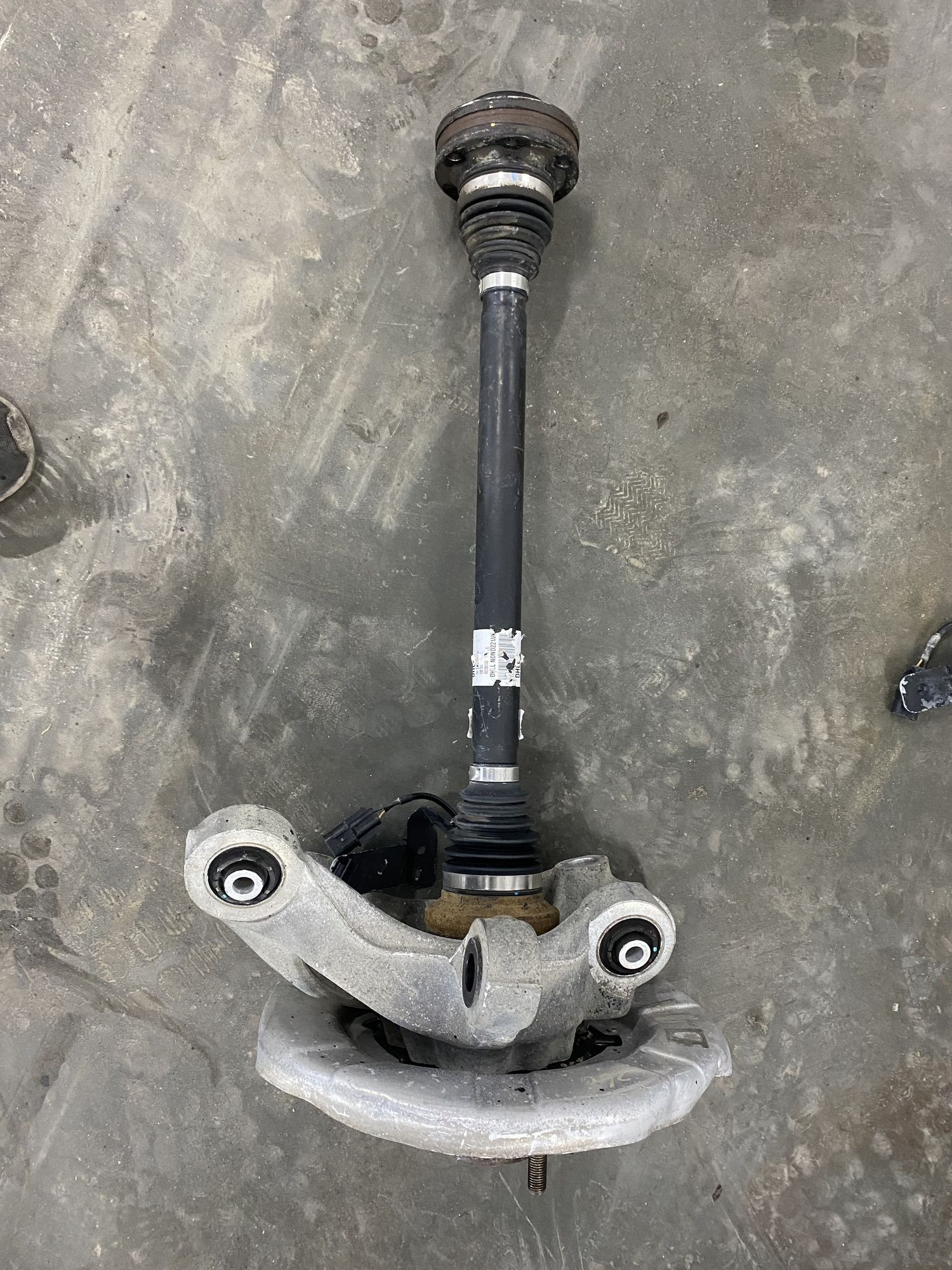 https://ycs.partsauto.market/partsauto-images/thmbs/userImages/82798d1dea2c19ada63d093c70529e74/part/f3dc1595-36c0-48aa-ad5e-1a0d662a3928_1709130574375.jpg