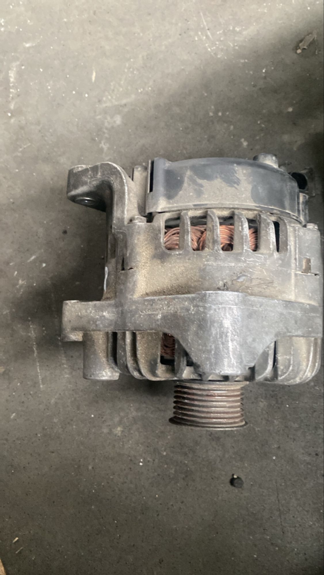 https://ycs.partsauto.market/partsauto-images/thmbs/userImages/82798d1dea2c19ada63d093c70529e74/part/f43ea3cc-2c1f-42ea-81a3-2d0fea2f4ee0_1732024760614.jpg