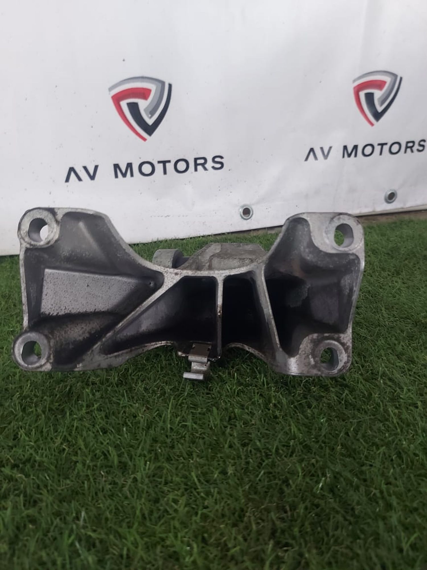 BMW 4 F32 Опора двигателя правая N57, 3000 рублей, Краснодар