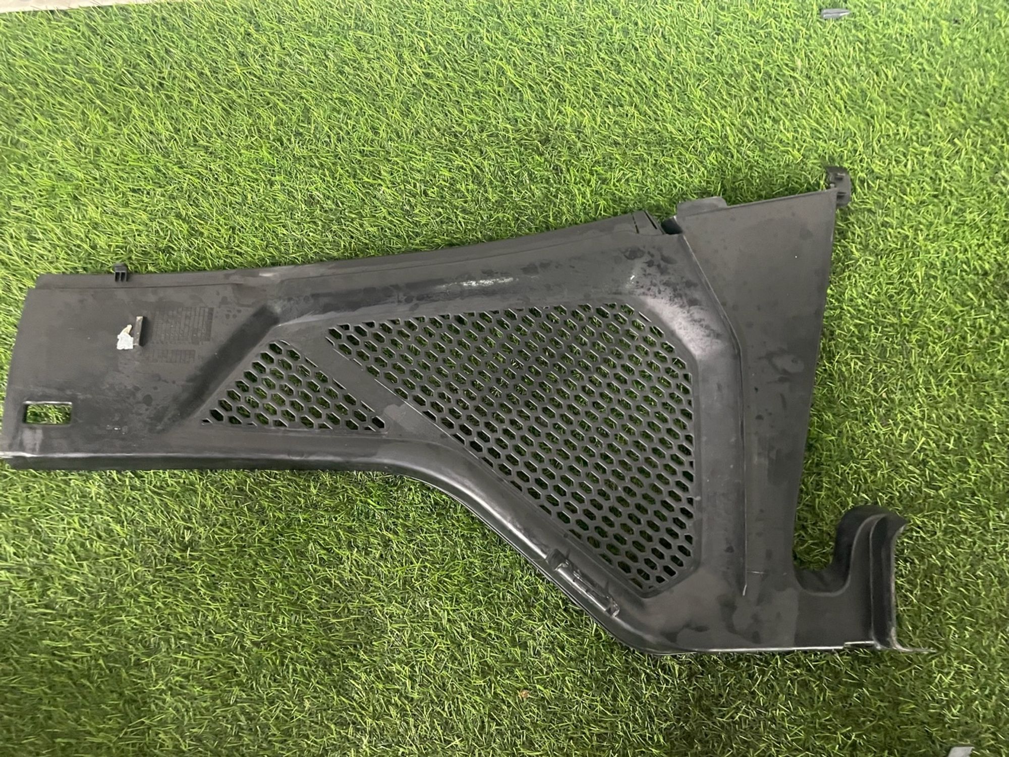 https://ycs.partsauto.market/partsauto-images/thmbs/userImages/82798d1dea2c19ada63d093c70529e74/part/f898de45-f0c8-478e-bcff-90f06c58feac_1781772840630.jpg