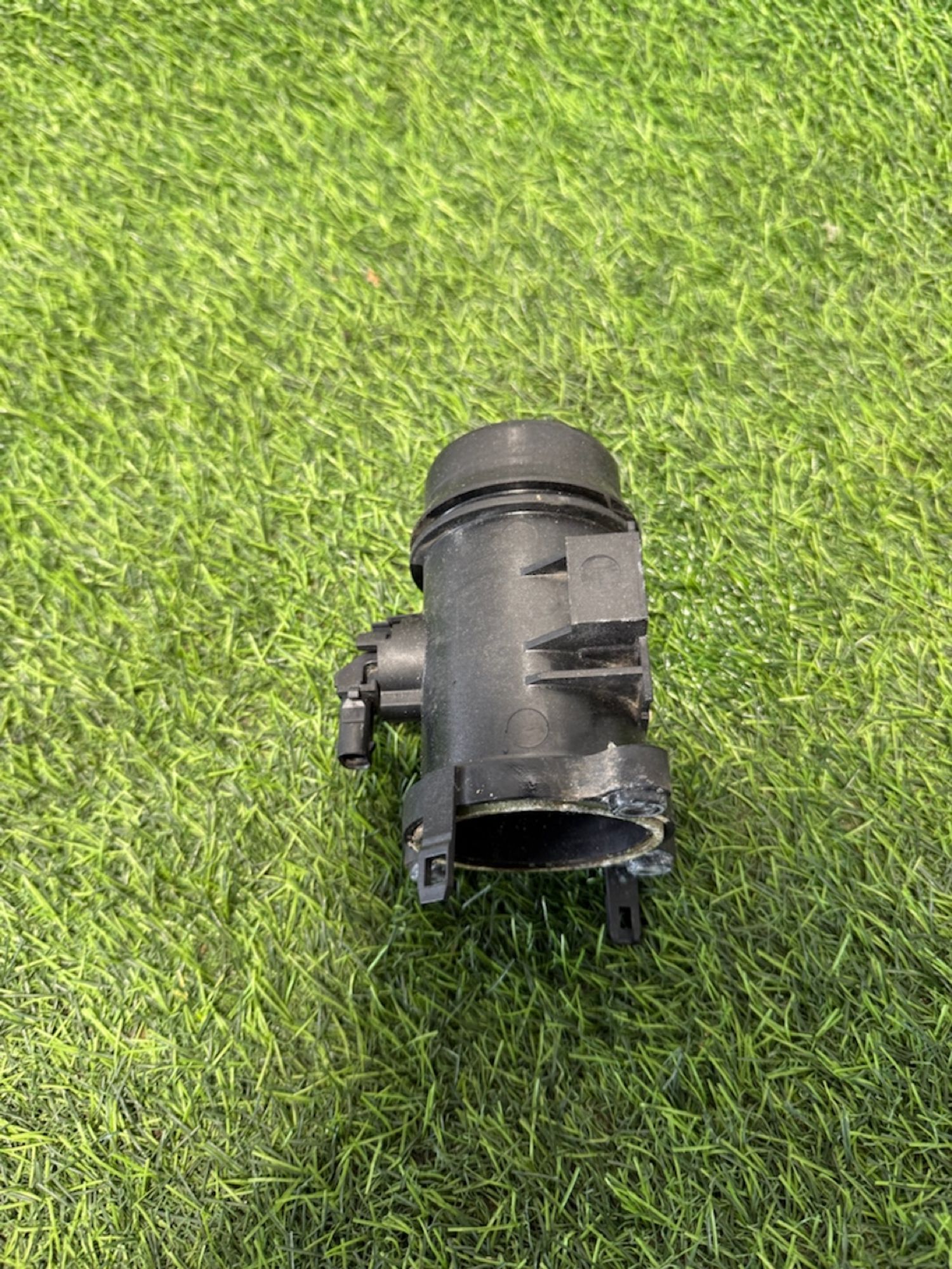 https://ycs.partsauto.market/partsauto-images/thmbs/userImages/82798d1dea2c19ada63d093c70529e74/part/fa47b621-630b-47e6-804e-9eded13ca804_1776947753364.jpg