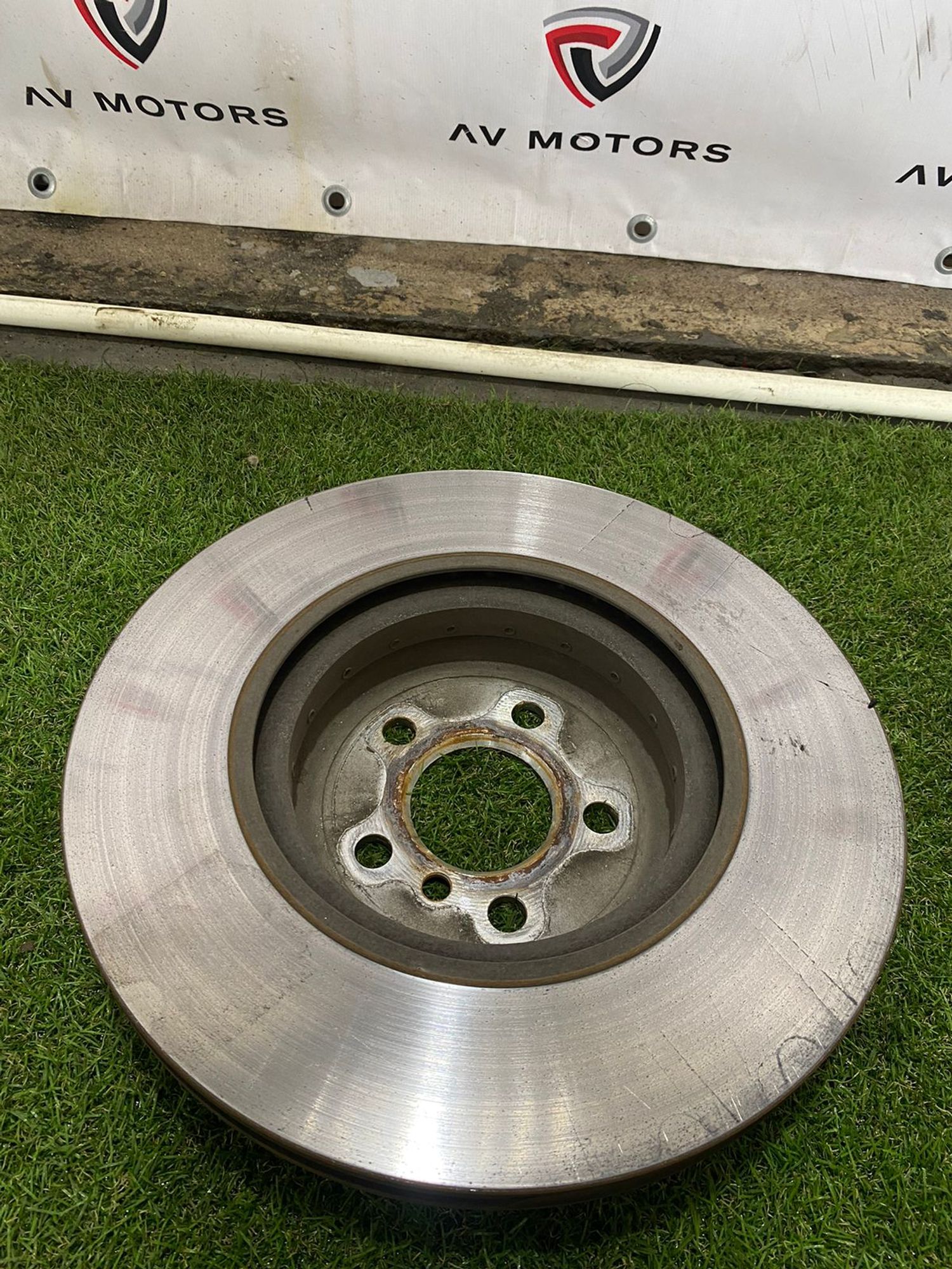 https://ycs.partsauto.market/partsauto-images/thmbs/userImages/82798d1dea2c19ada63d093c70529e74/part/fadf44a8-2f34-43e9-8497-fd71b6dfbb0b_1739190382744.jpg