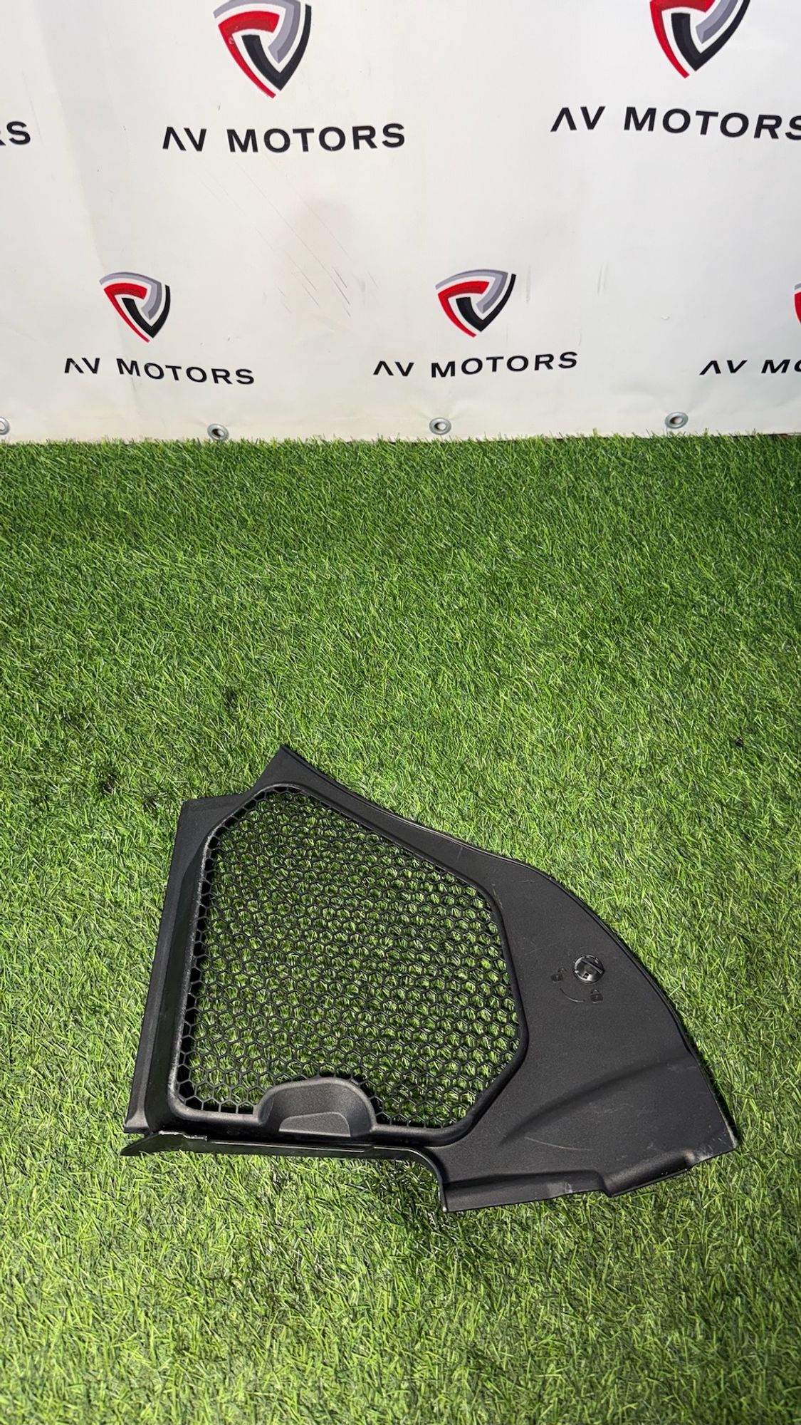 https://ycs.partsauto.market/partsauto-images/thmbs/userImages/82798d1dea2c19ada63d093c70529e74/part/fcc47fcb-fd43-4461-94e2-ff61c64ba4fd_1781011172952.jpg