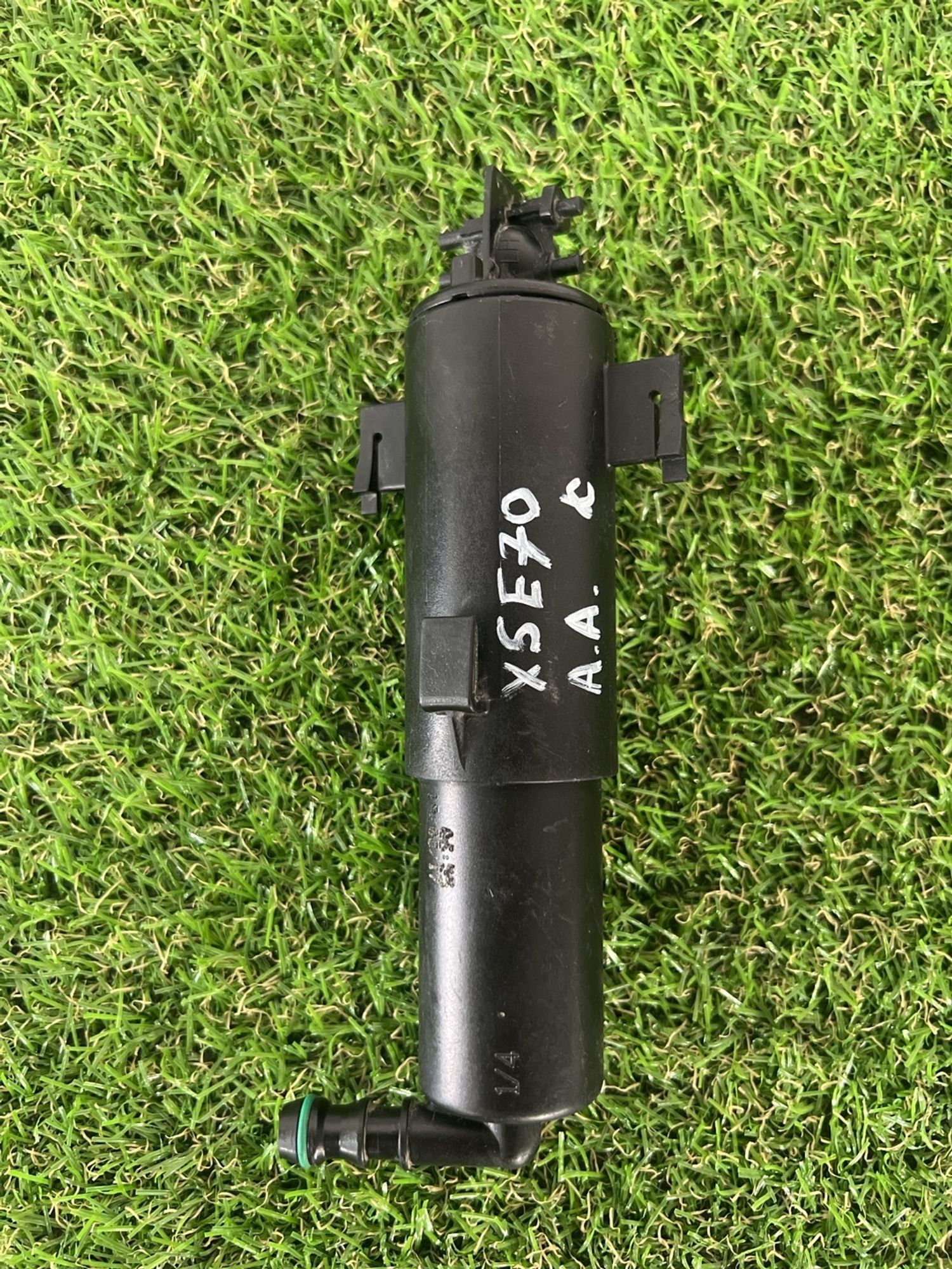 https://ycs.partsauto.market/partsauto-images/thmbs/userImages/82798d1dea2c19ada63d093c70529e74/part/fd3a03bc-9813-4e46-a893-0cd5f15c6064_1721740923396.jpg