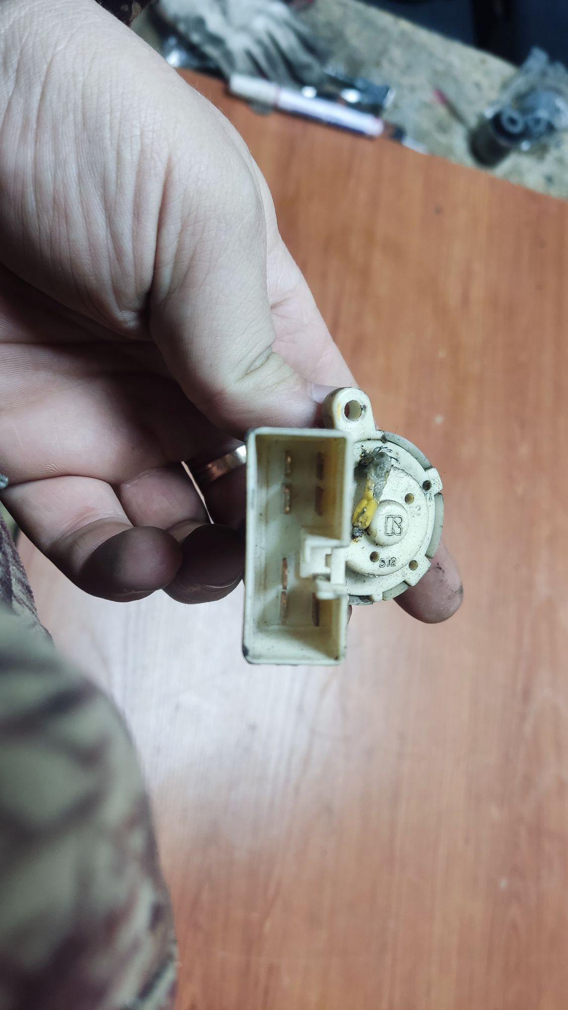 https://ycs.partsauto.market/partsauto-images/thmbs/userImages/86639159375c37f71cfc850516777b62/part/01aa0691-f07f-4cc6-9d1a-27fd5e59086e_1702629249041.jpg