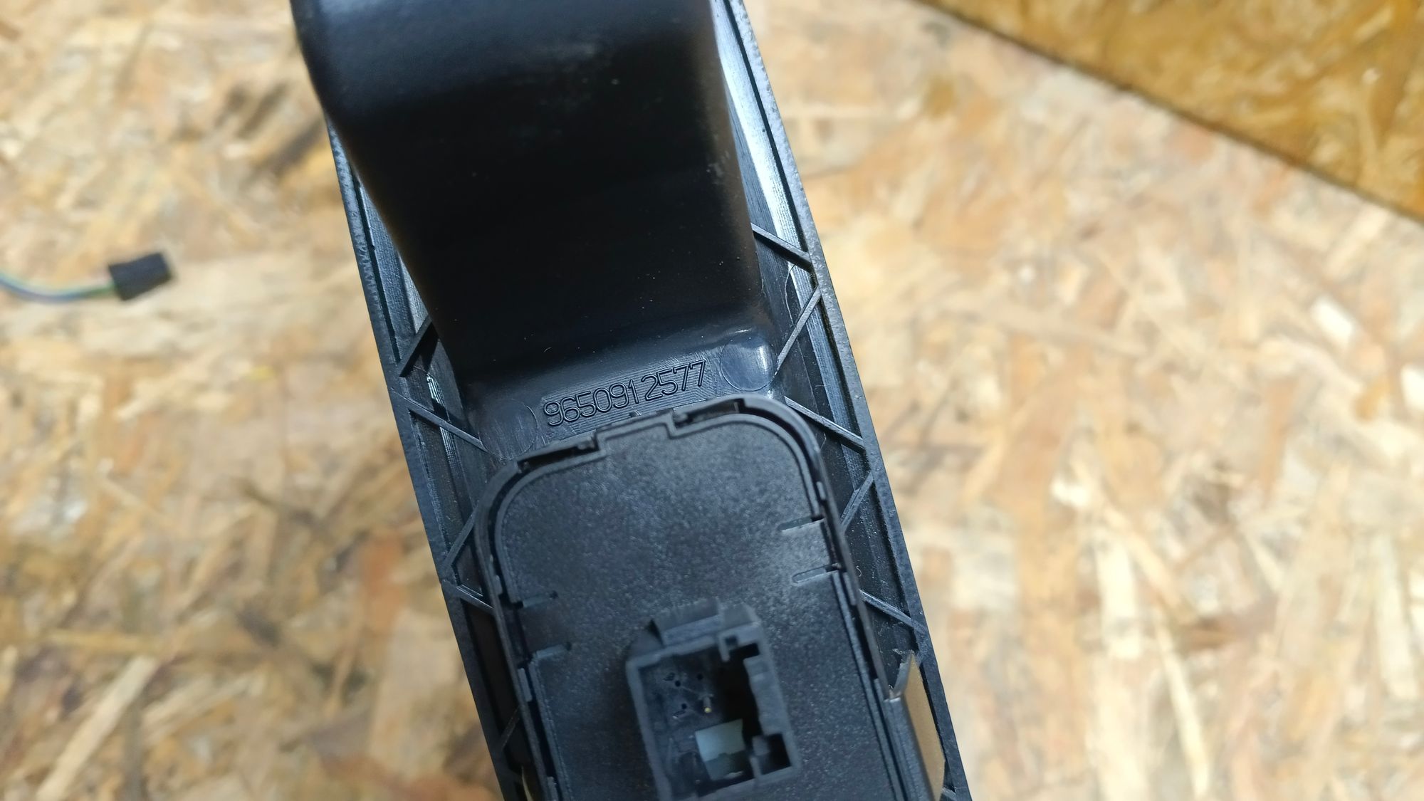 https://ycs.partsauto.market/partsauto-images/thmbs/userImages/86639159375c37f71cfc850516777b62/part/0349f369-78bd-43cf-9e2d-abab41d112b0_1732996223873.jpg