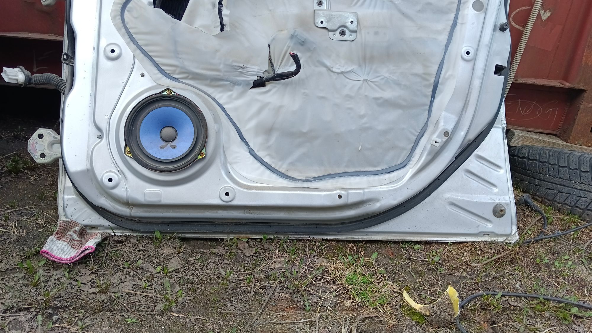 https://ycs.partsauto.market/partsauto-images/thmbs/userImages/86639159375c37f71cfc850516777b62/part/10ff28e3-219d-4635-9b30-1a5f8a4eb00d_1745210702816.jpg
