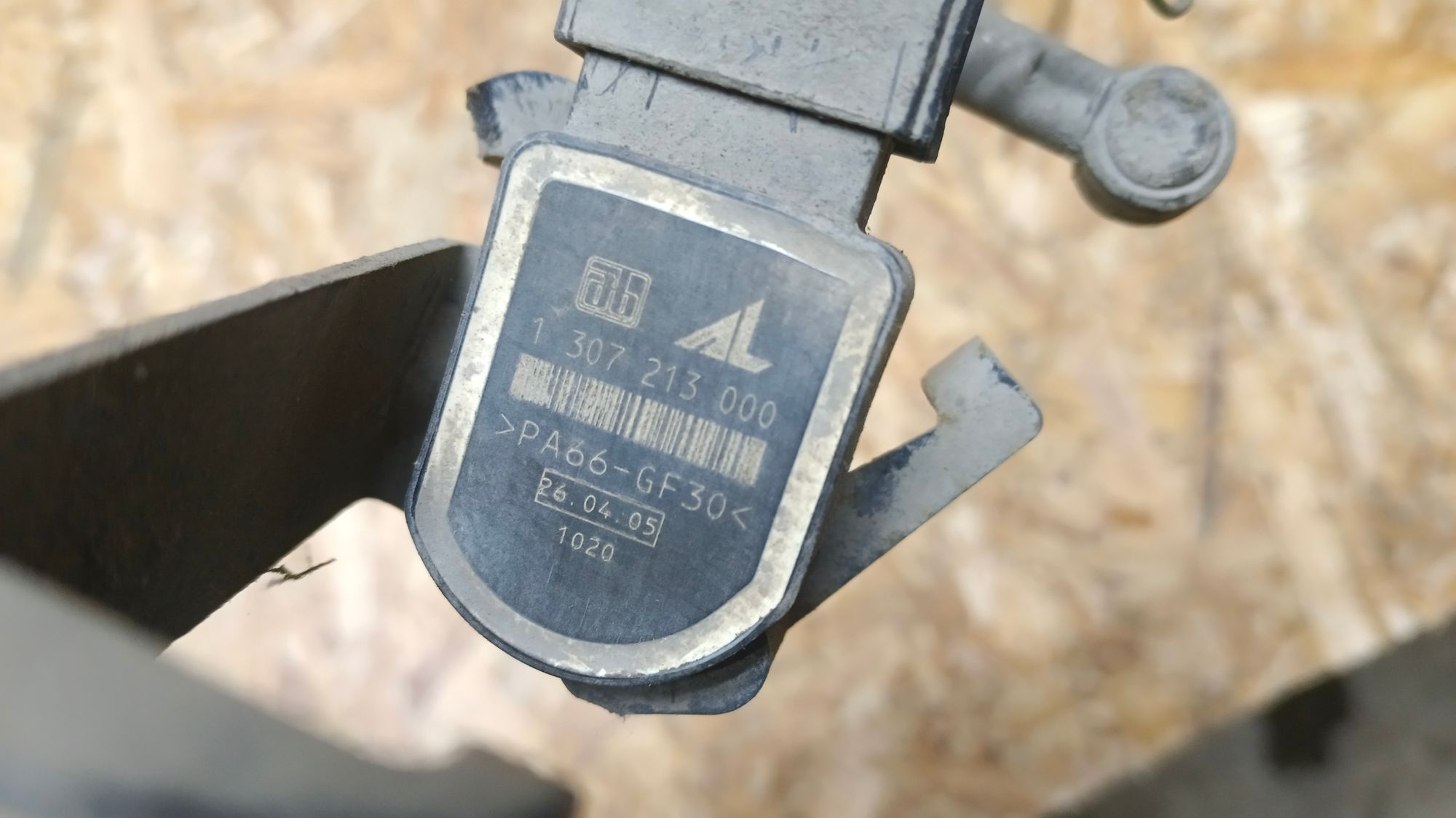 https://ycs.partsauto.market/partsauto-images/thmbs/userImages/86639159375c37f71cfc850516777b62/part/187c7a4b-2c37-4af8-a904-4137232b04ce_1740286984493.jpg