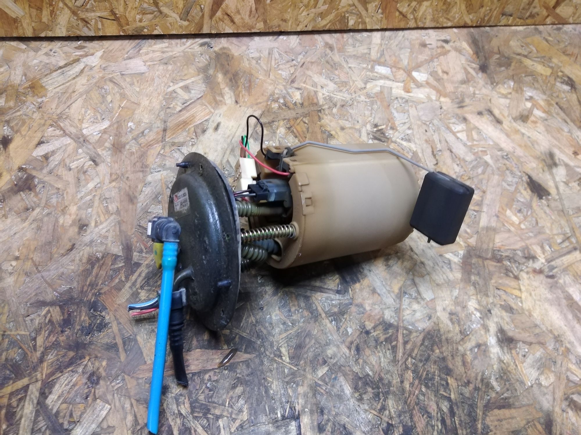 https://ycs.partsauto.market/partsauto-images/thmbs/userImages/86639159375c37f71cfc850516777b62/part/20b7a106-49b2-481a-bac7-7acf636a0fbd_1737444820904.jpg