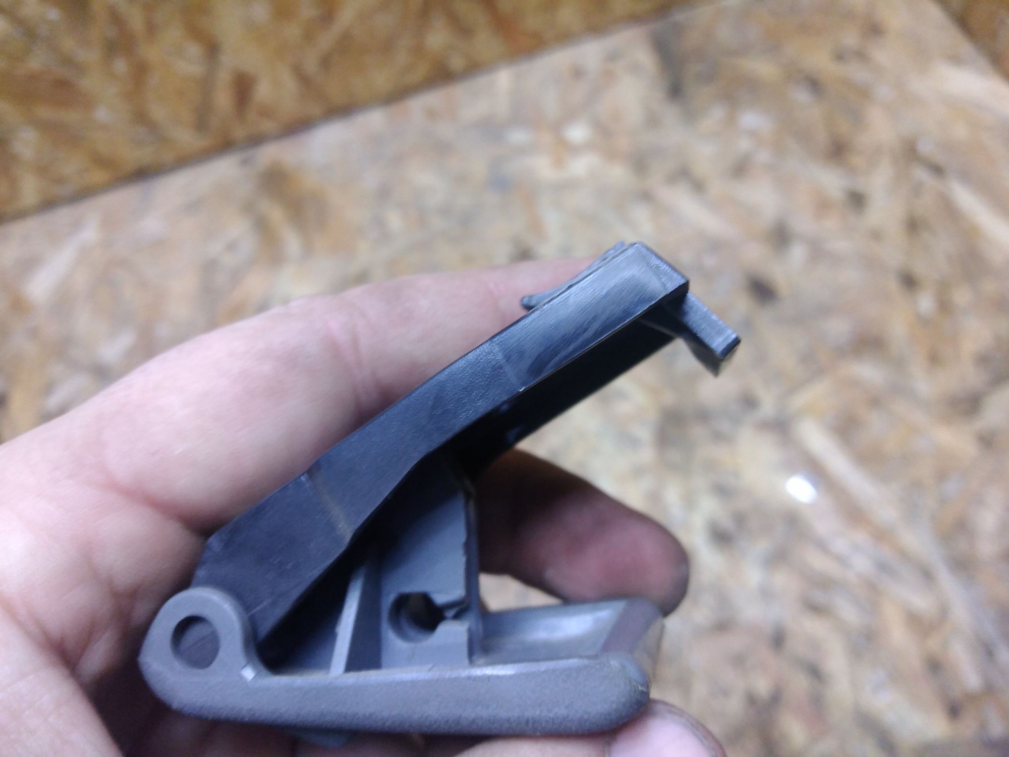 https://ycs.partsauto.market/partsauto-images/thmbs/userImages/86639159375c37f71cfc850516777b62/part/258665b5-3b3a-4b98-b602-8efc61a7f1b2_1735895759904.jpg