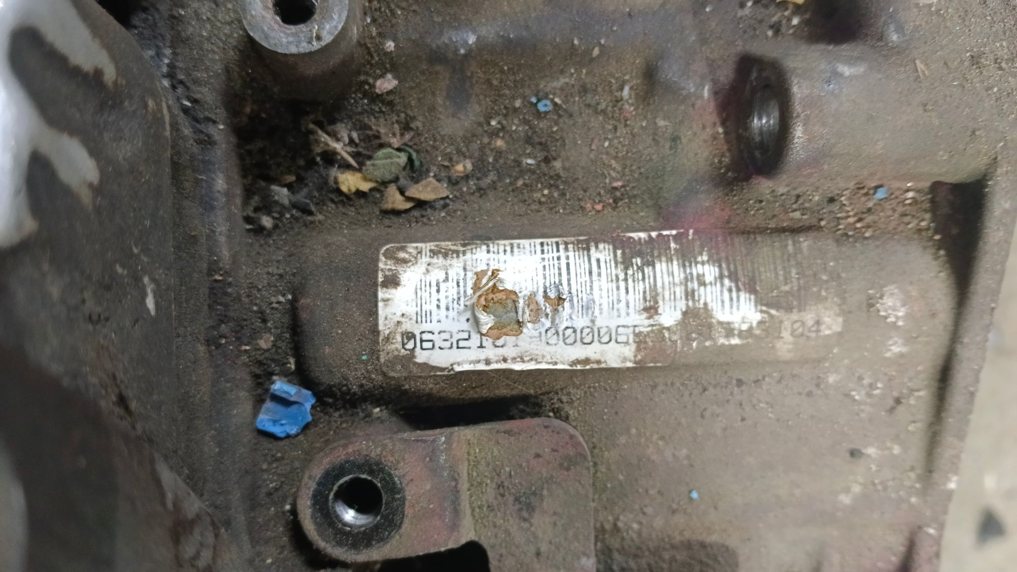 https://ycs.partsauto.market/partsauto-images/thmbs/userImages/86639159375c37f71cfc850516777b62/part/29b5801e-300a-4a17-bcab-7efefaf1aa4c_1740293110049.jpg