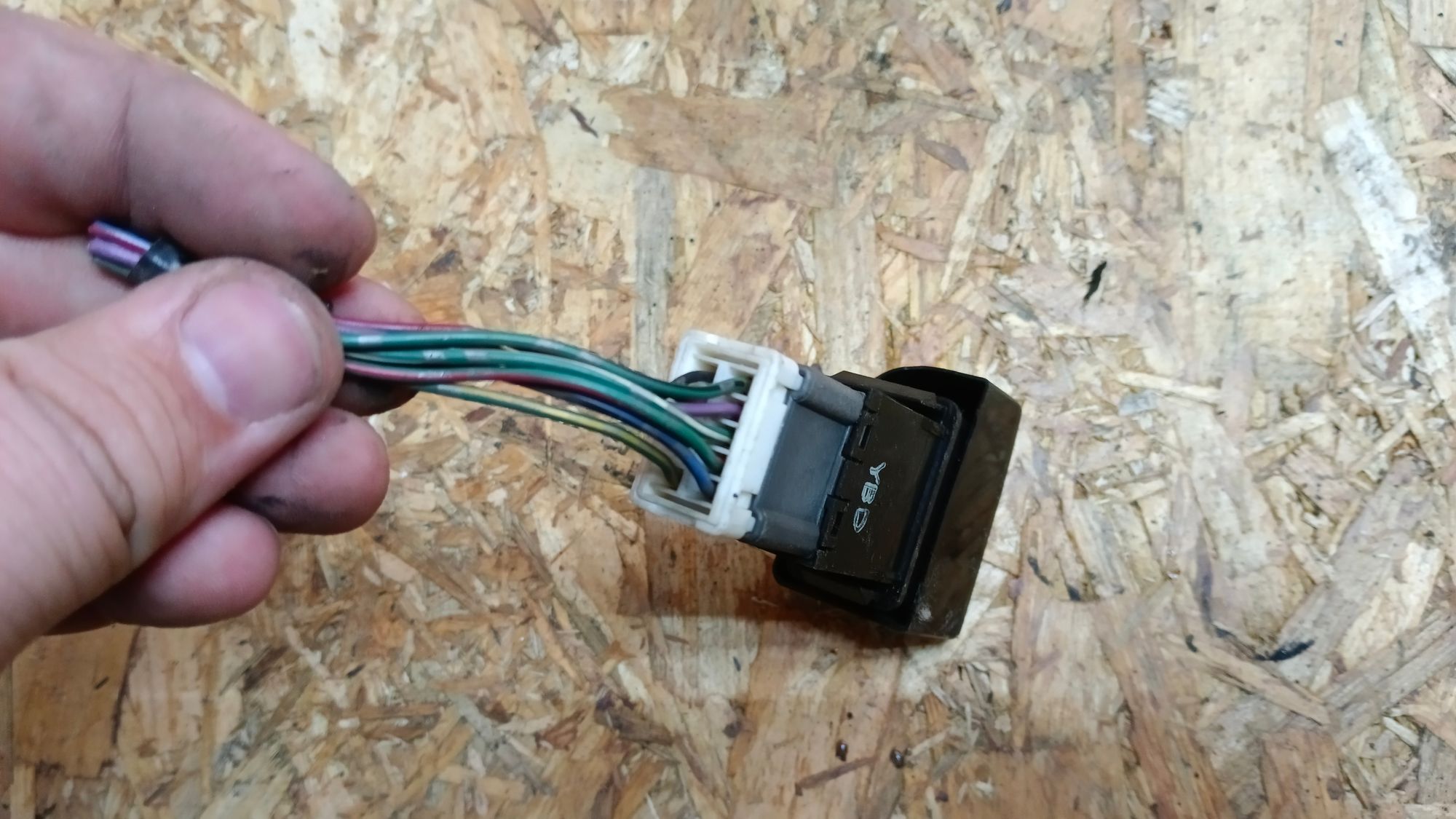 https://ycs.partsauto.market/partsauto-images/thmbs/userImages/86639159375c37f71cfc850516777b62/part/2a01460c-42c7-4f53-9030-10b48f9cb332_1745736698936.jpg