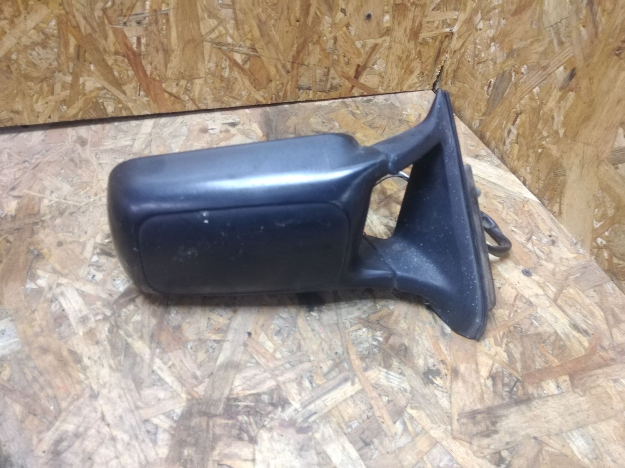 https://ycs.partsauto.market/partsauto-images/thmbs/userImages/86639159375c37f71cfc850516777b62/part/2c709ff3-2ab8-4804-a941-8b46b2789b81_1739606822437.jpg