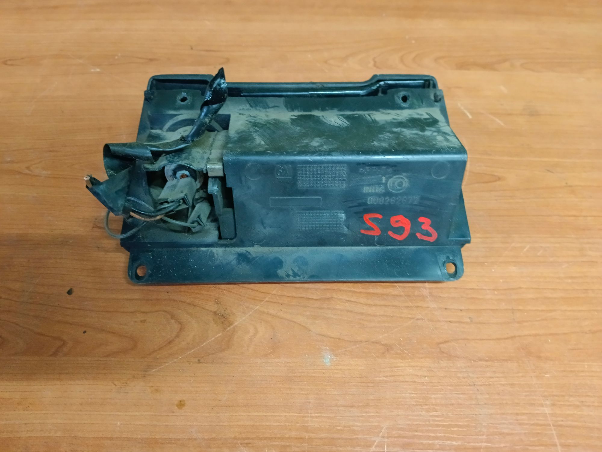 https://ycs.partsauto.market/partsauto-images/thmbs/userImages/86639159375c37f71cfc850516777b62/part/2de70f3a-976e-4946-9630-763647ca12c9_1715877426992.jpg