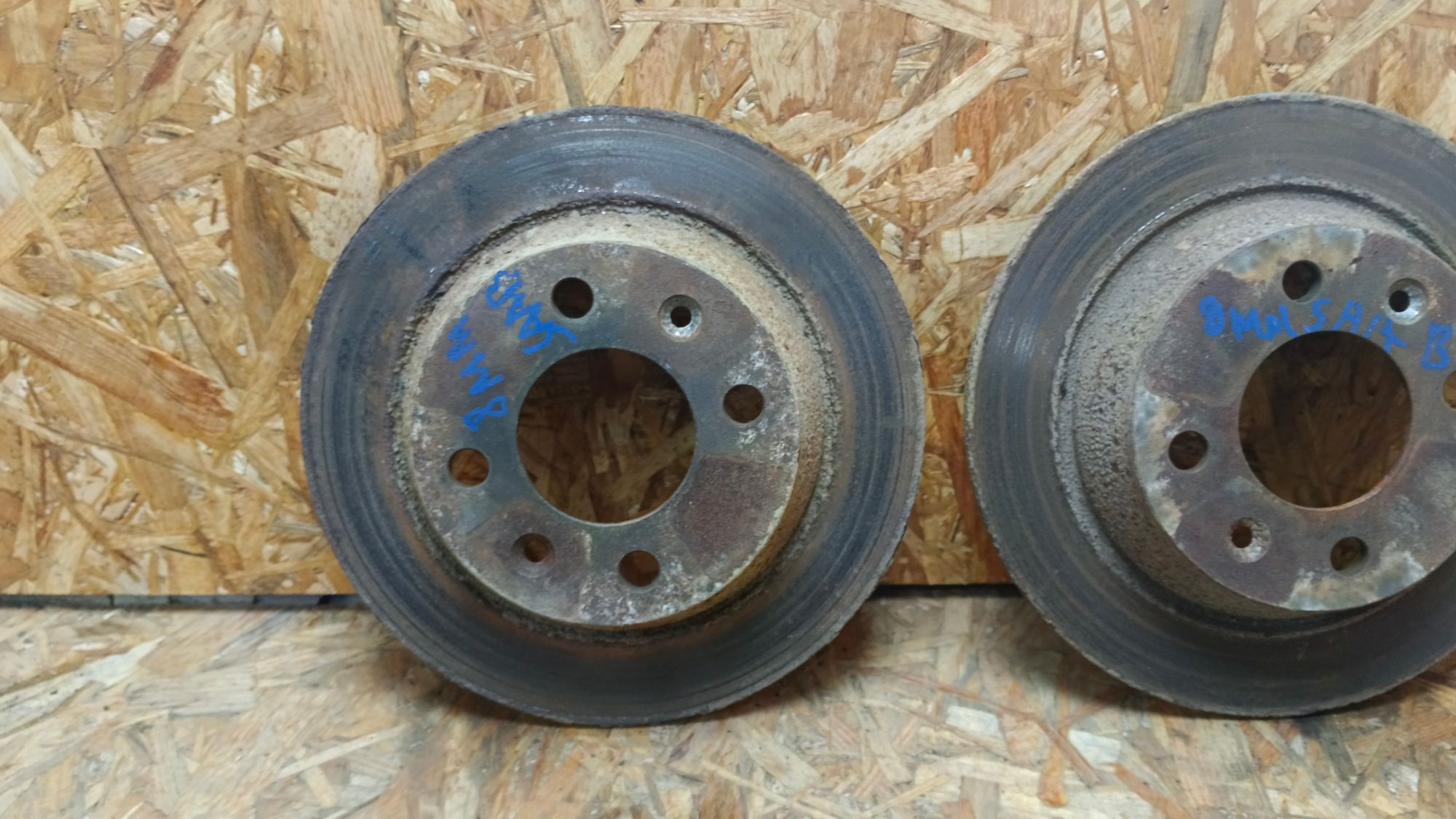 https://ycs.partsauto.market/partsauto-images/thmbs/userImages/86639159375c37f71cfc850516777b62/part/3e878902-bca5-427b-868e-f24d5867bfe1_1740036746157.jpg