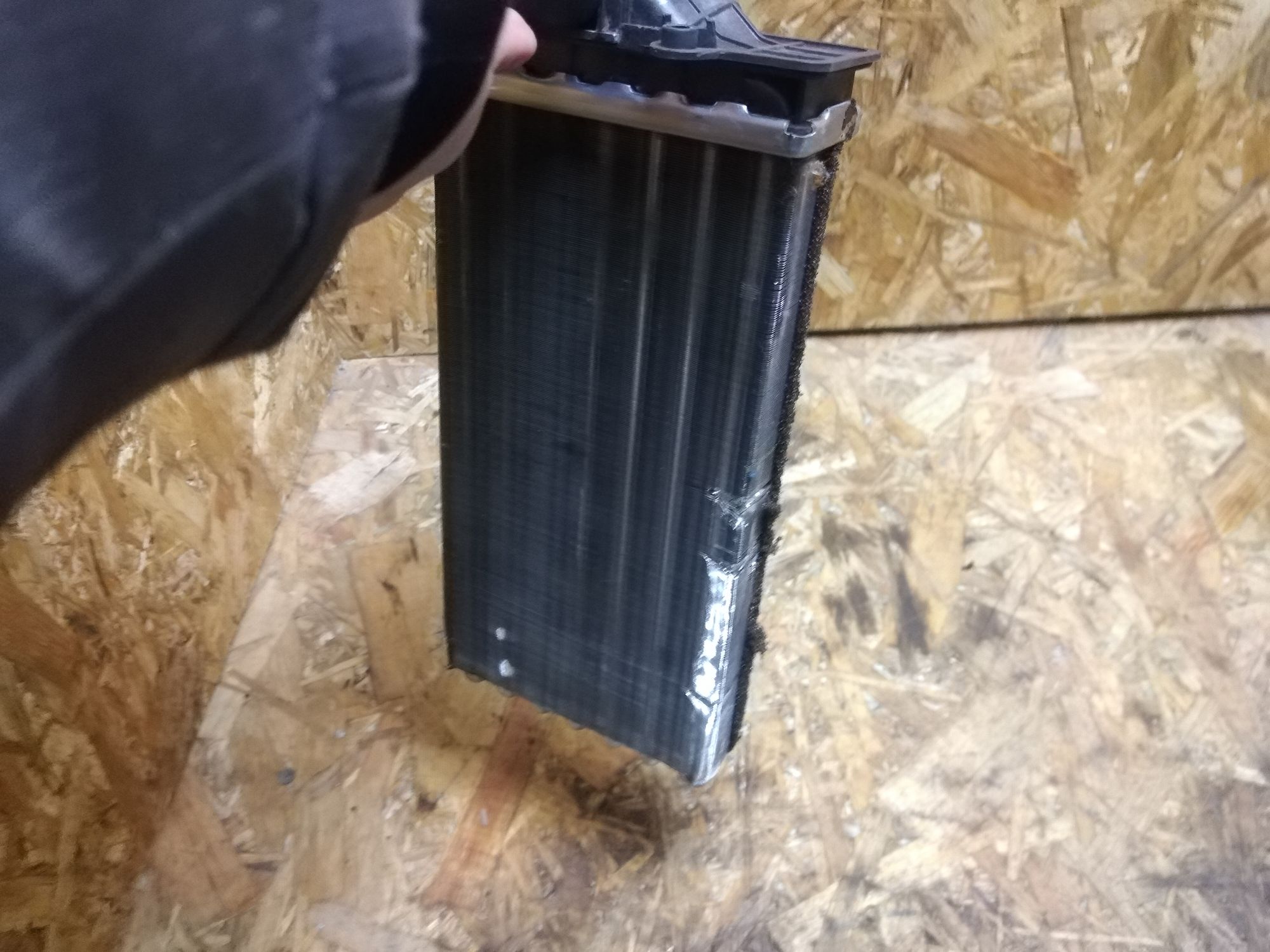 https://ycs.partsauto.market/partsauto-images/thmbs/userImages/86639159375c37f71cfc850516777b62/part/40aed67f-af42-4e9f-b074-46e21c99625c_1735647575095.jpg