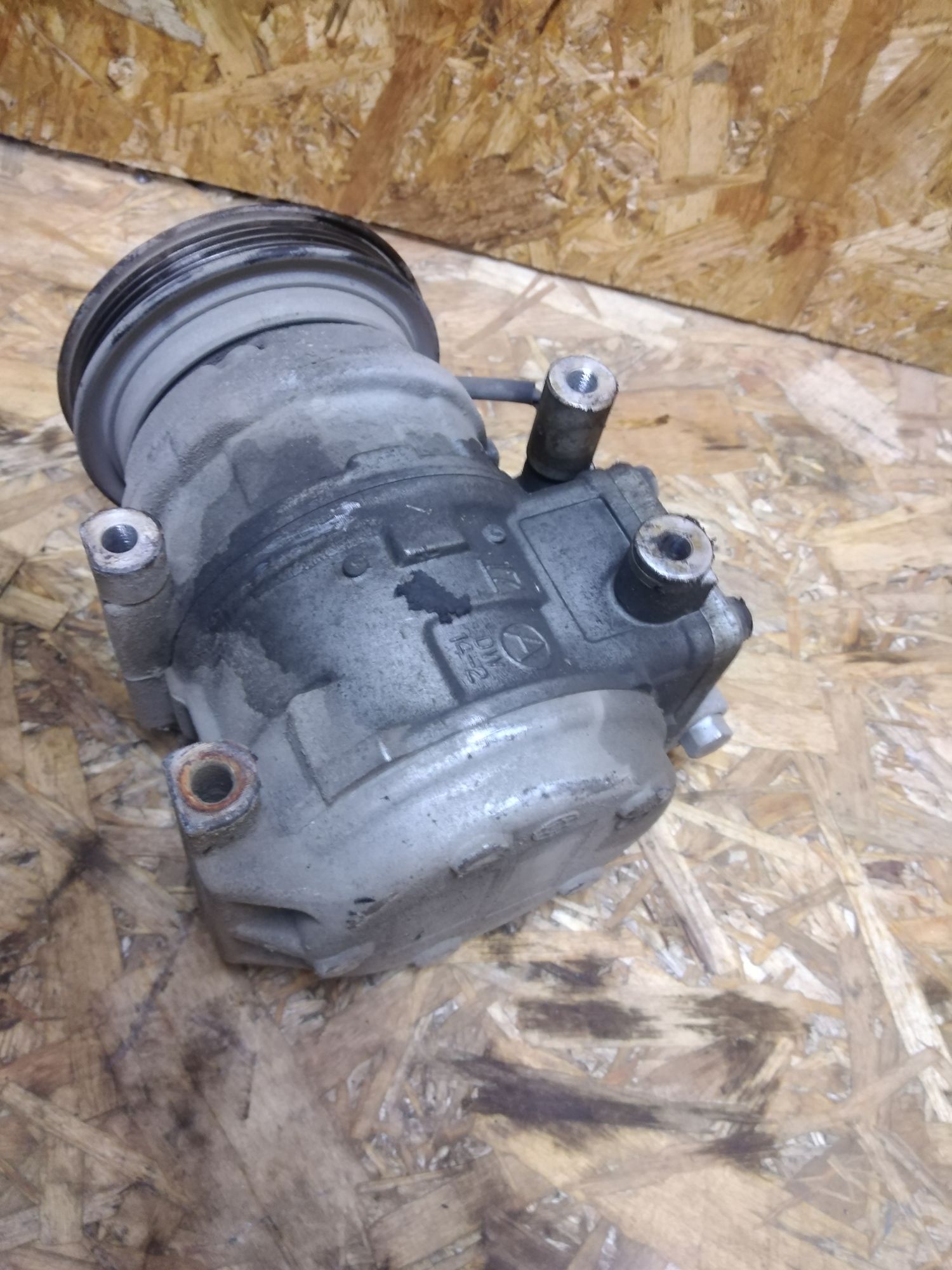 https://ycs.partsauto.market/partsauto-images/thmbs/userImages/86639159375c37f71cfc850516777b62/part/42881c31-1071-4ef2-a660-110535a8eff0_1734548209149.jpg