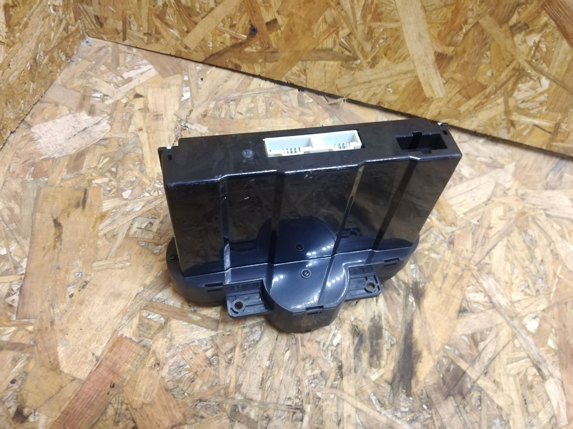 https://ycs.partsauto.market/partsauto-images/thmbs/userImages/86639159375c37f71cfc850516777b62/part/44832ac0-6e19-45cd-884e-fed235f57bb0_1735068100913.jpg