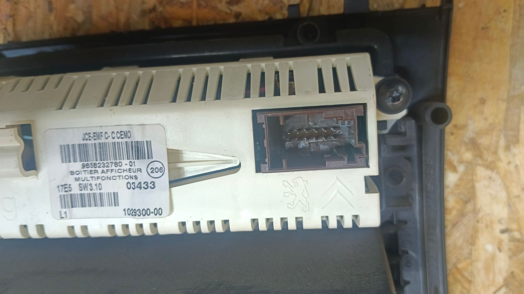 https://ycs.partsauto.market/partsauto-images/thmbs/userImages/86639159375c37f71cfc850516777b62/part/485c2237-e63a-44a8-9542-d1bf98331bee_1745729675832.jpg