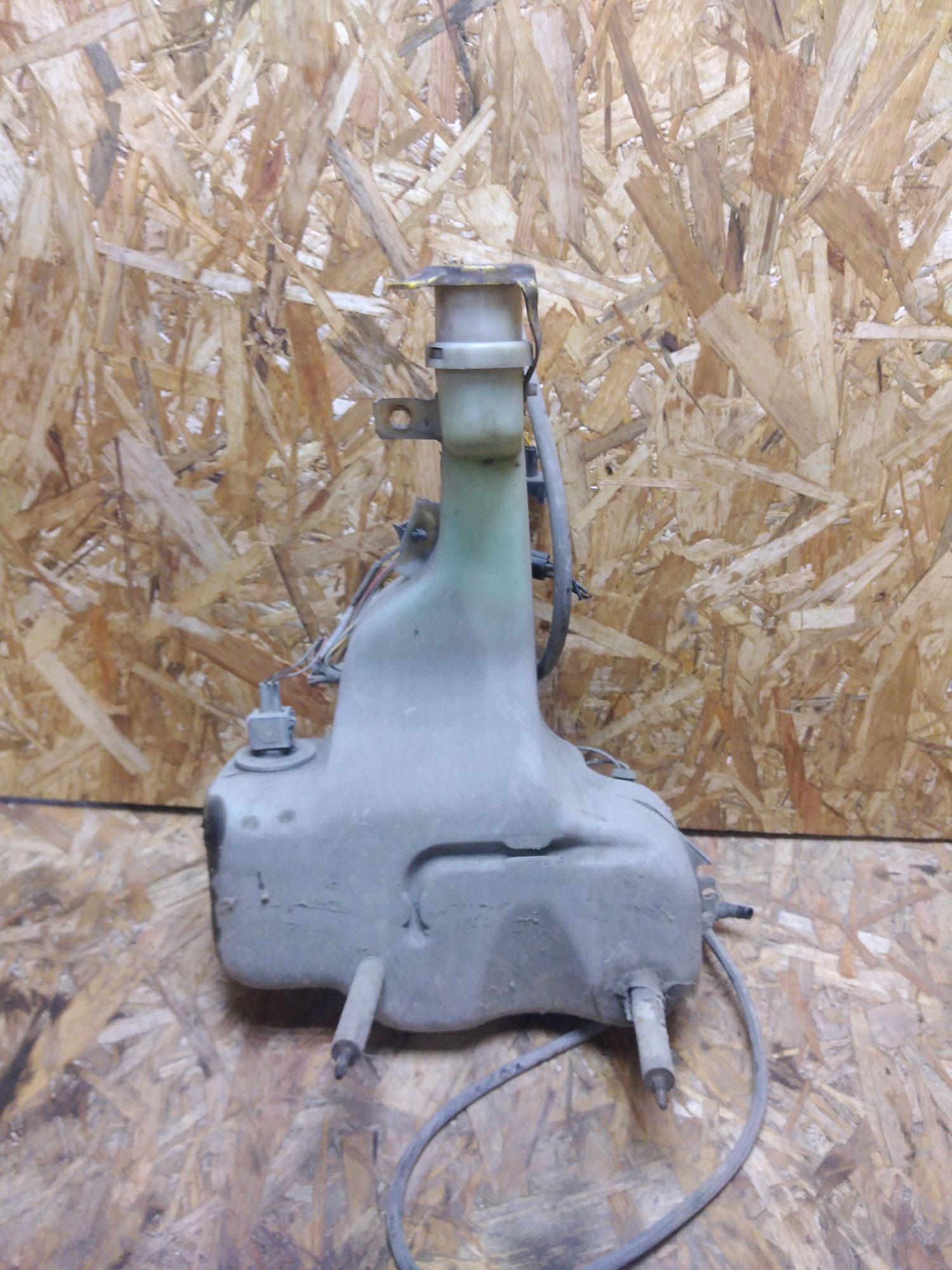 https://ycs.partsauto.market/partsauto-images/thmbs/userImages/86639159375c37f71cfc850516777b62/part/4ef51558-7ba8-441b-9926-a0519f298228_1738181720864.jpg