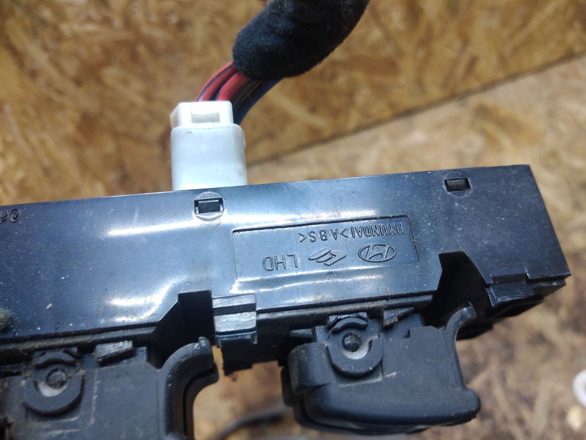 https://ycs.partsauto.market/partsauto-images/thmbs/userImages/86639159375c37f71cfc850516777b62/part/53e559f6-8a90-4c46-b7b4-f96d065b30fc_1735583187964.jpg