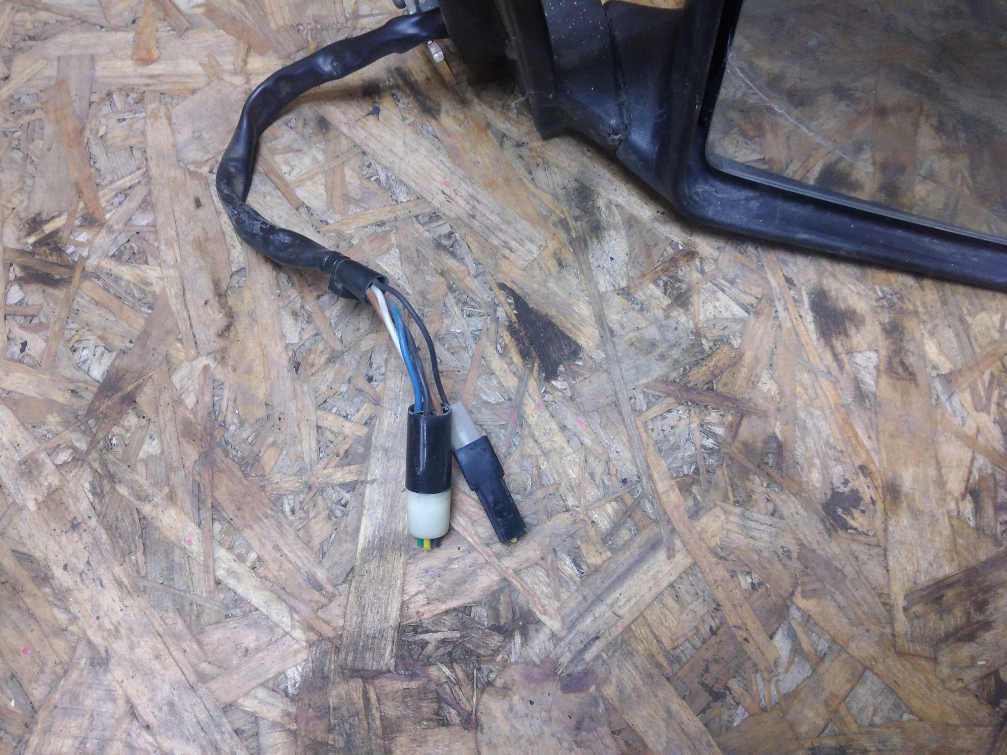 https://ycs.partsauto.market/partsauto-images/thmbs/userImages/86639159375c37f71cfc850516777b62/part/556158e1-1011-4801-b9b4-90e57319bb23_1739606822027.jpg