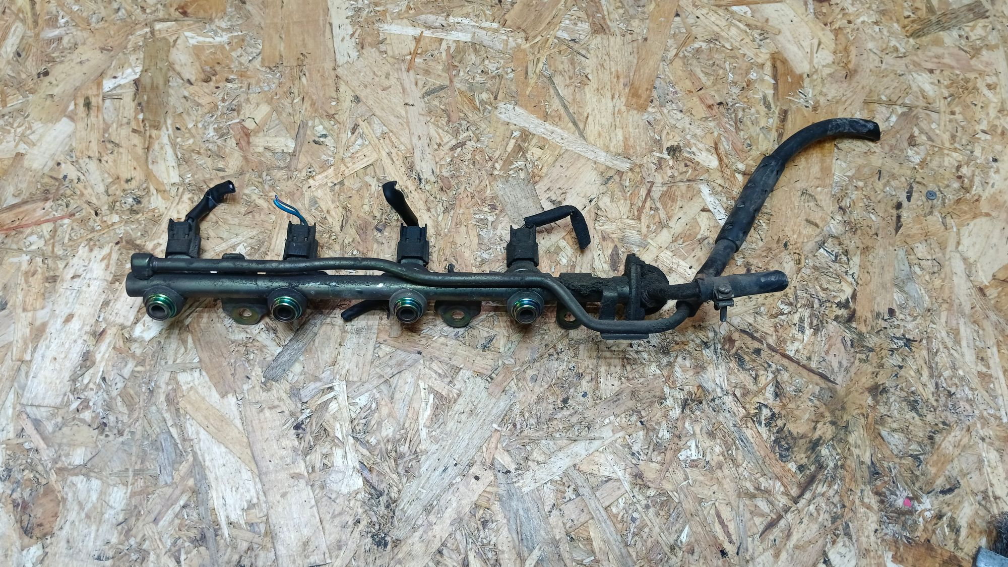 https://ycs.partsauto.market/partsauto-images/thmbs/userImages/86639159375c37f71cfc850516777b62/part/6307b807-b2b1-4820-8eda-10a76d25bdb8_1743679673611.jpg