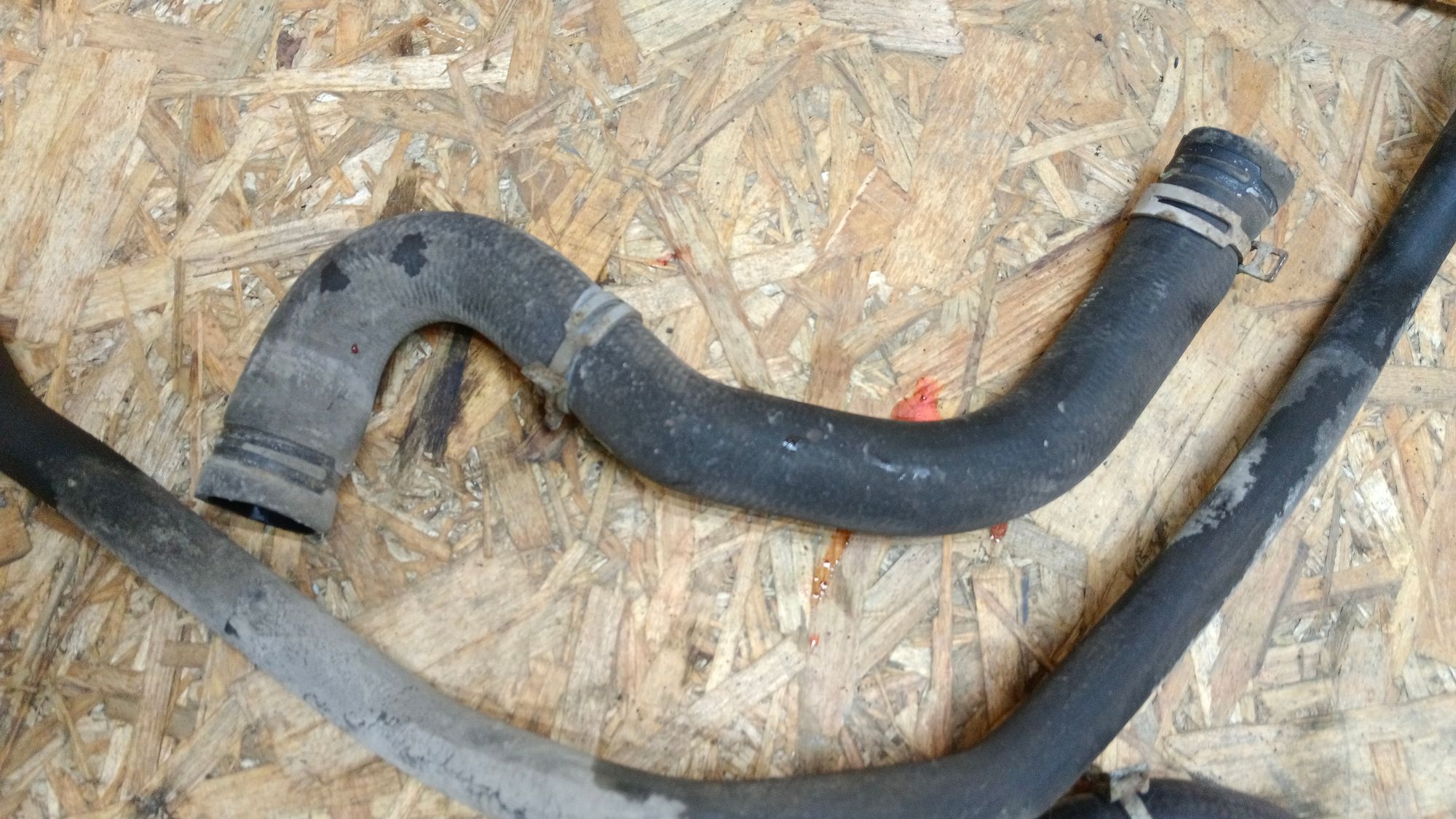 https://ycs.partsauto.market/partsauto-images/thmbs/userImages/86639159375c37f71cfc850516777b62/part/69458a30-c1dd-41fb-bd29-6ee282588d9d_1732563804293.jpg