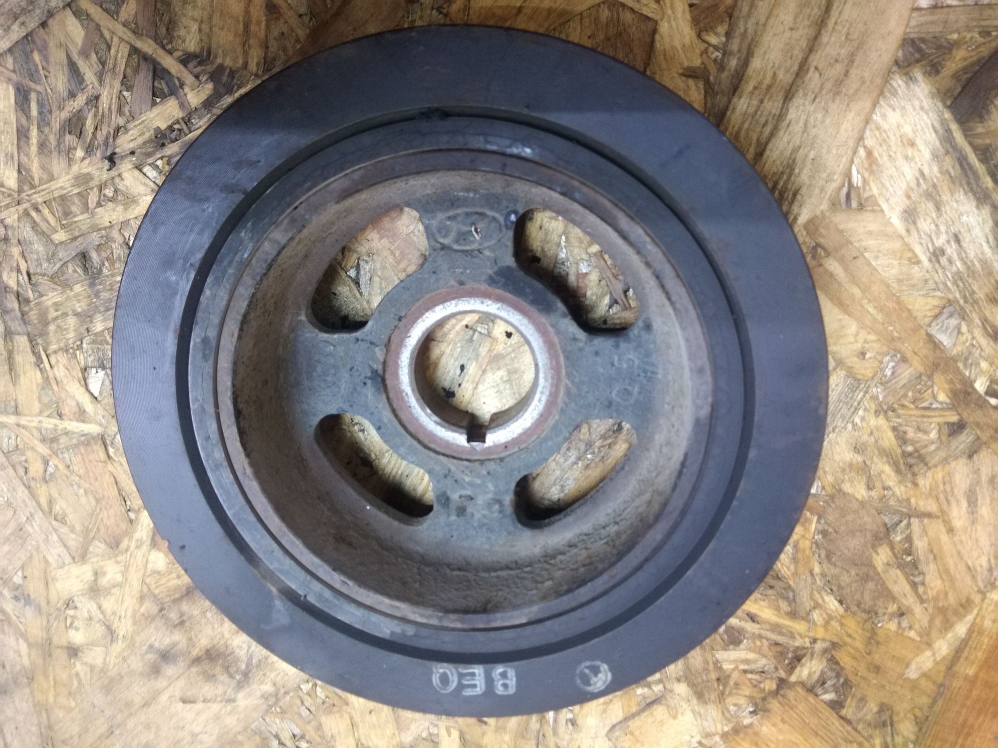 https://ycs.partsauto.market/partsauto-images/thmbs/userImages/86639159375c37f71cfc850516777b62/part/6a4e0f2b-d2d8-495f-85e0-461c26dd2da2_1734777181702.jpg