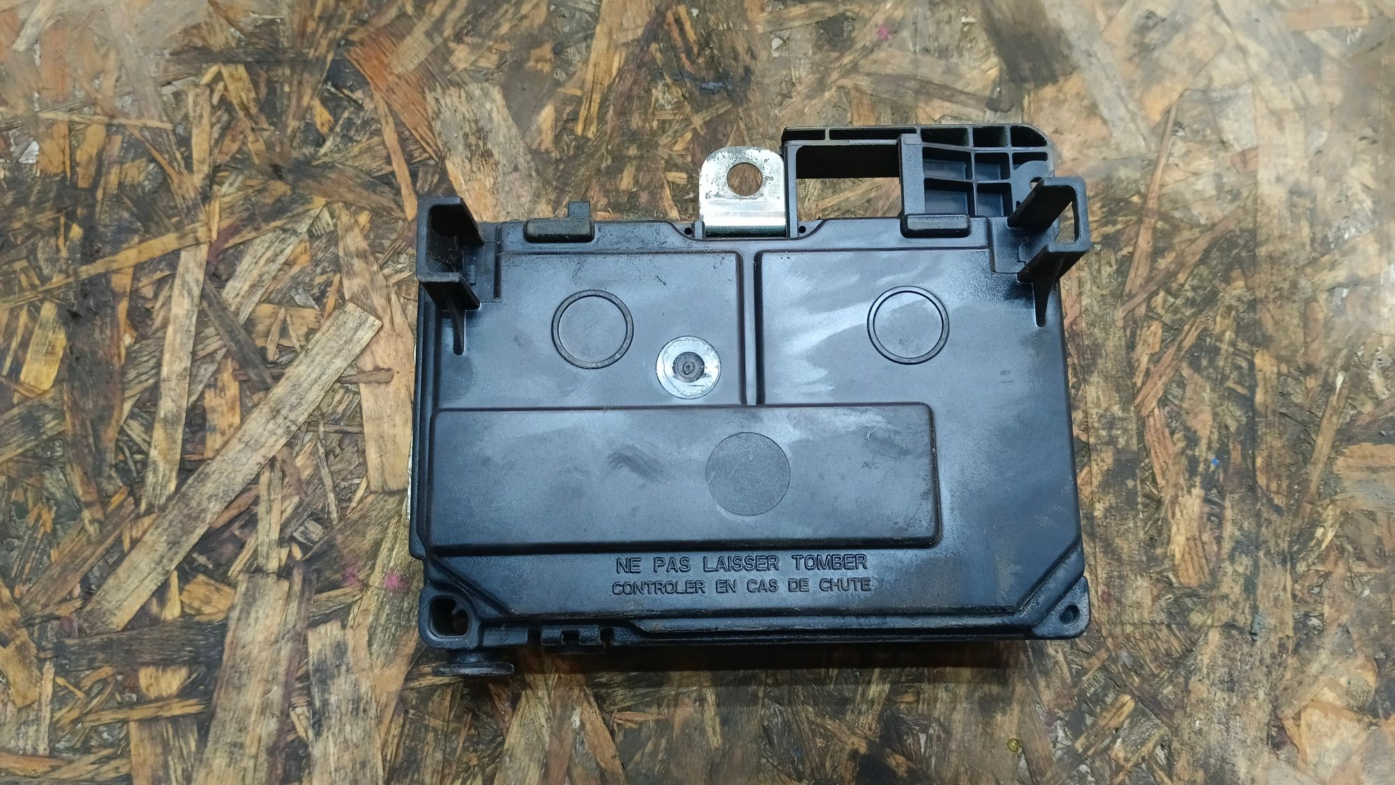 https://ycs.partsauto.market/partsauto-images/thmbs/userImages/86639159375c37f71cfc850516777b62/part/6f91dfbb-00f3-4aaf-abf3-ec200e1ffc79_1739880923340.jpg