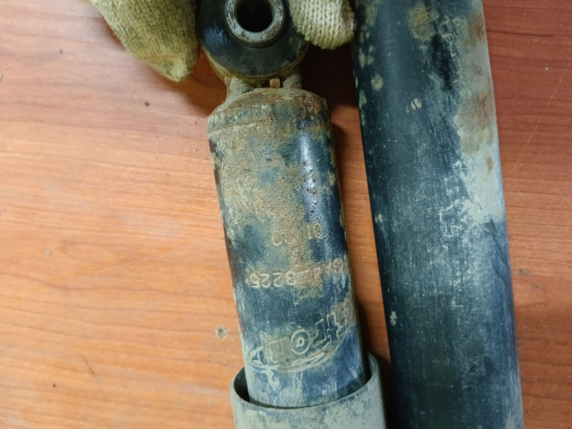 https://ycs.partsauto.market/partsauto-images/thmbs/userImages/86639159375c37f71cfc850516777b62/part/7438c63a-59fe-46bb-b7c3-c5b48d20dde1_1716924890572.jpg