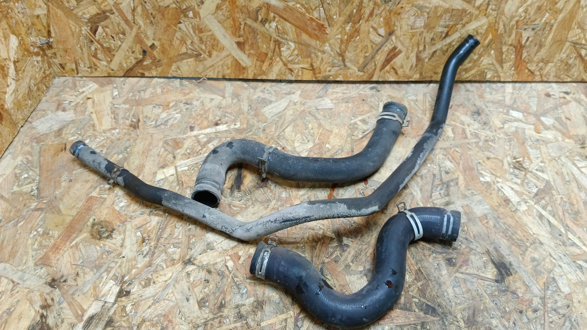 https://ycs.partsauto.market/partsauto-images/thmbs/userImages/86639159375c37f71cfc850516777b62/part/74fca86a-24d7-4348-ba3e-3f24e161ce4c_1732563804090.jpg